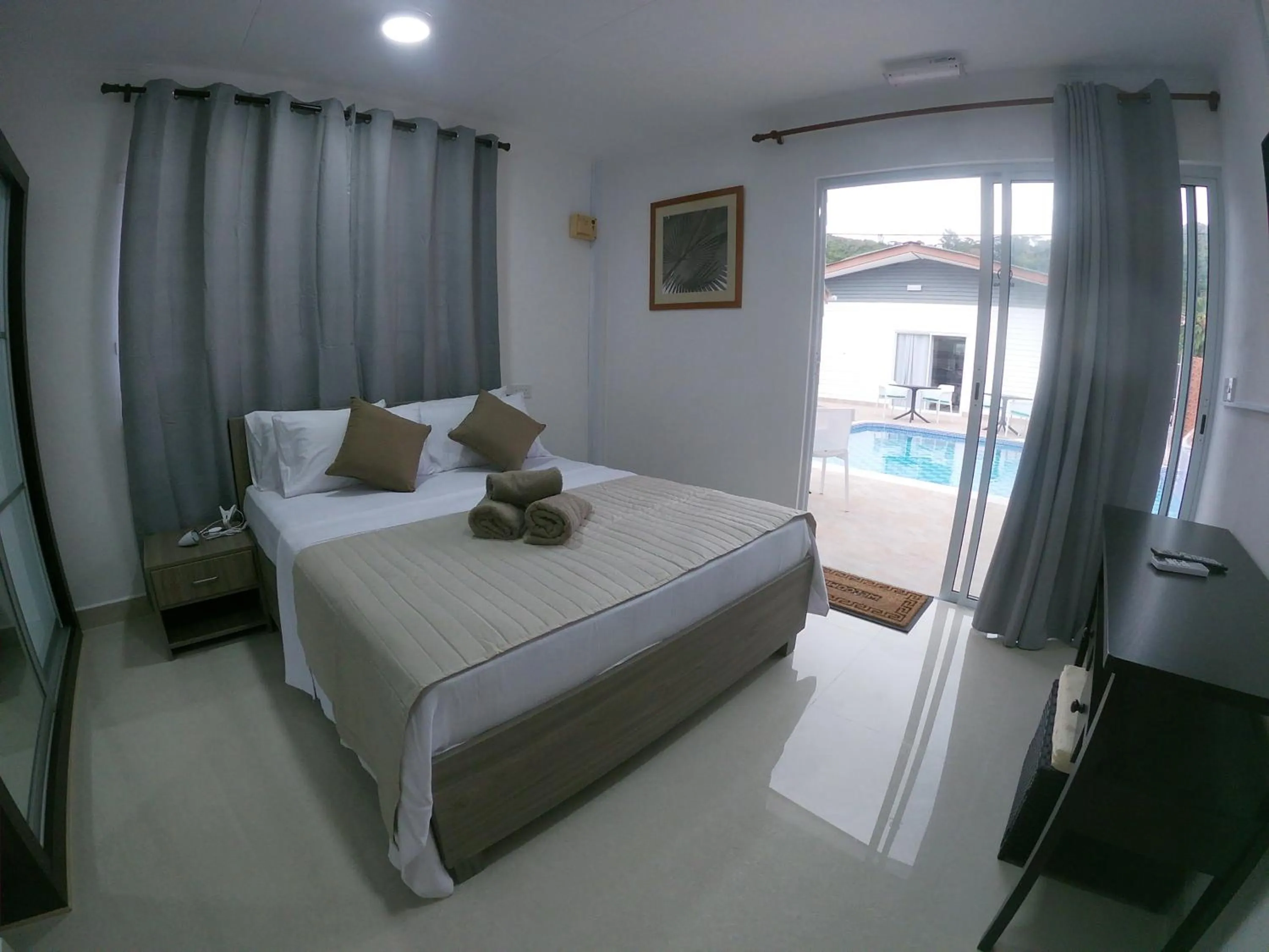 Photo of the whole room, Bed in Hotel Plein Soleil