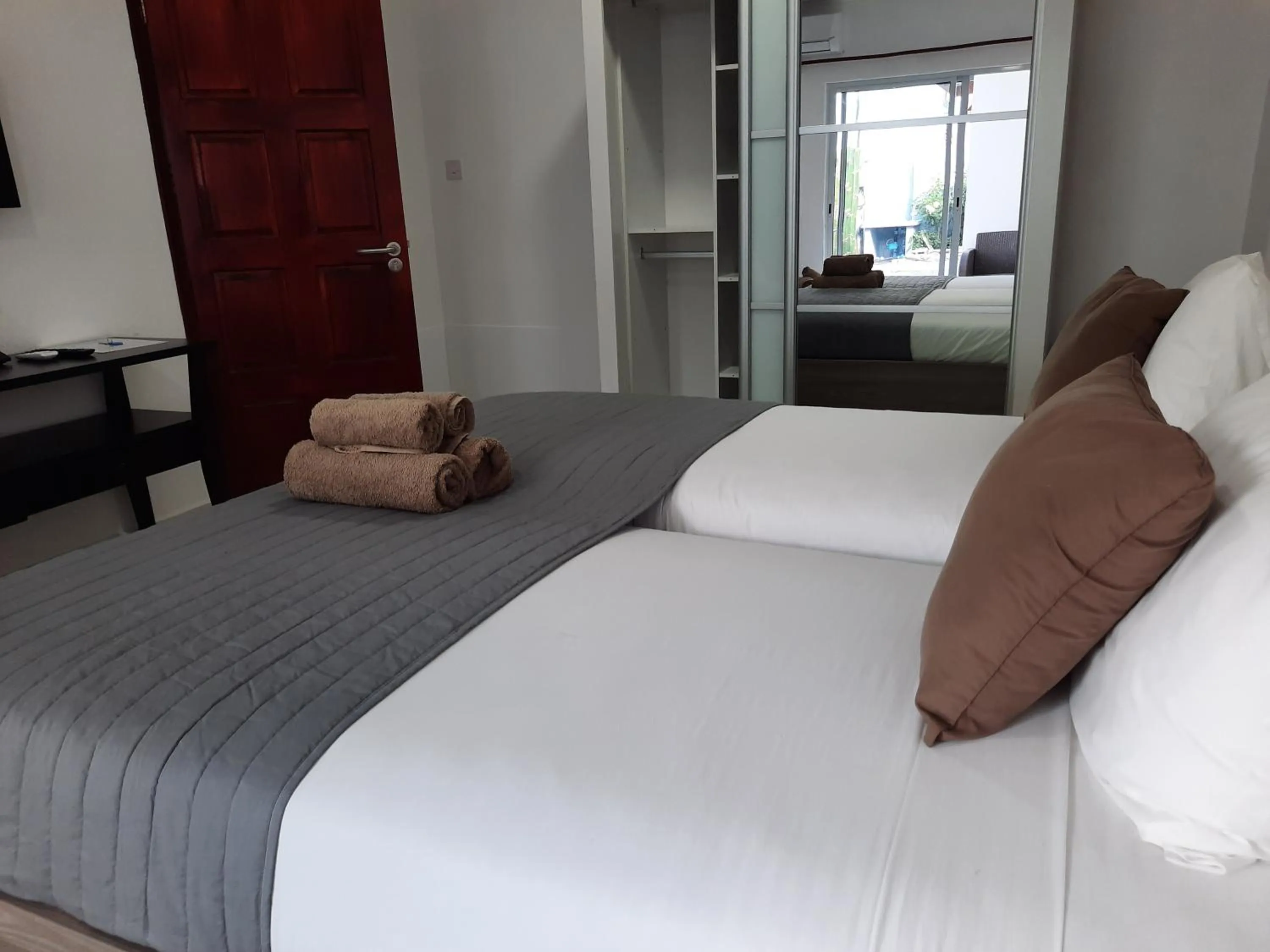 Bed in Hotel Plein Soleil