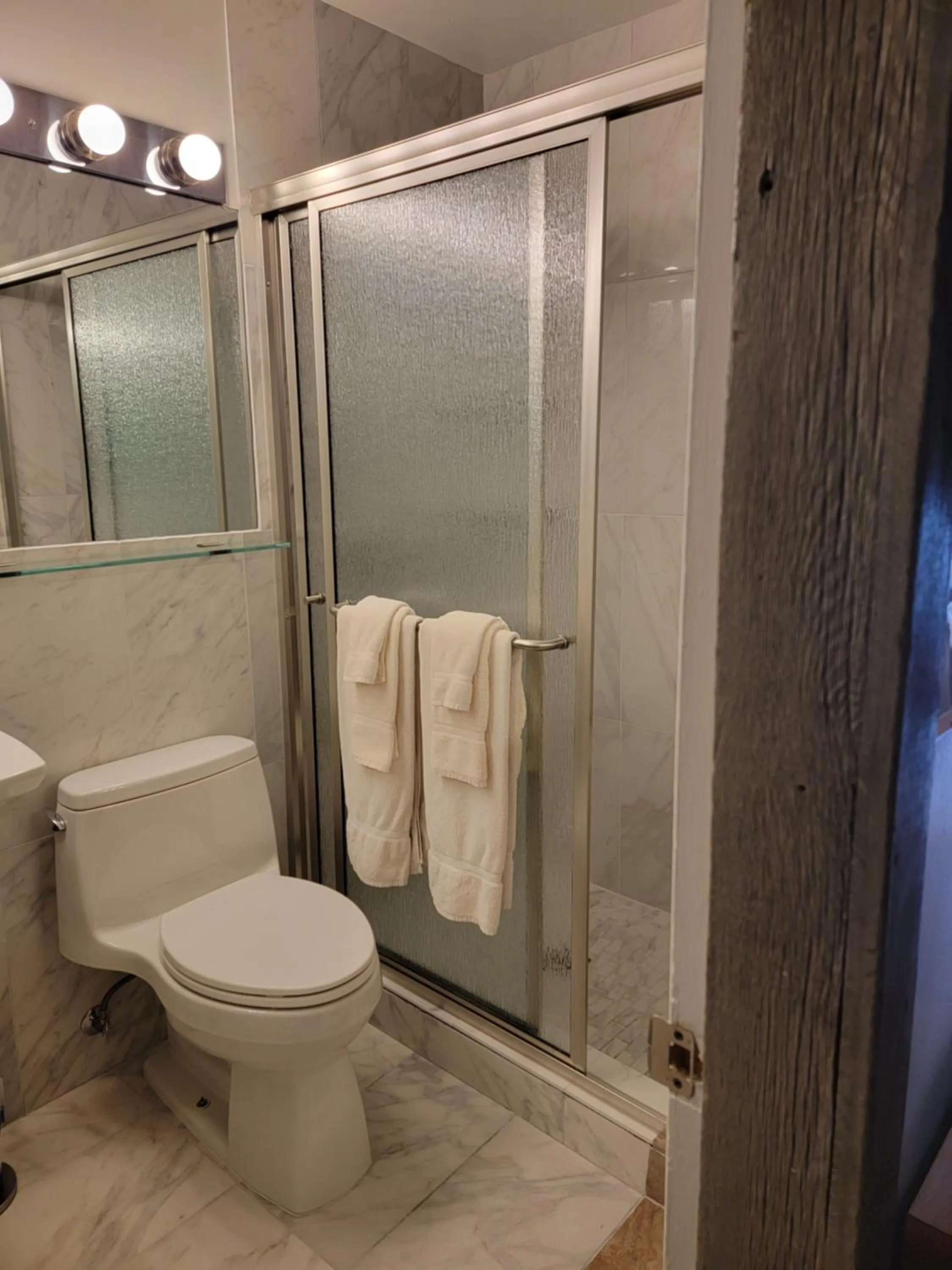 Bathroom in St Moritz Lodge and Condominiums