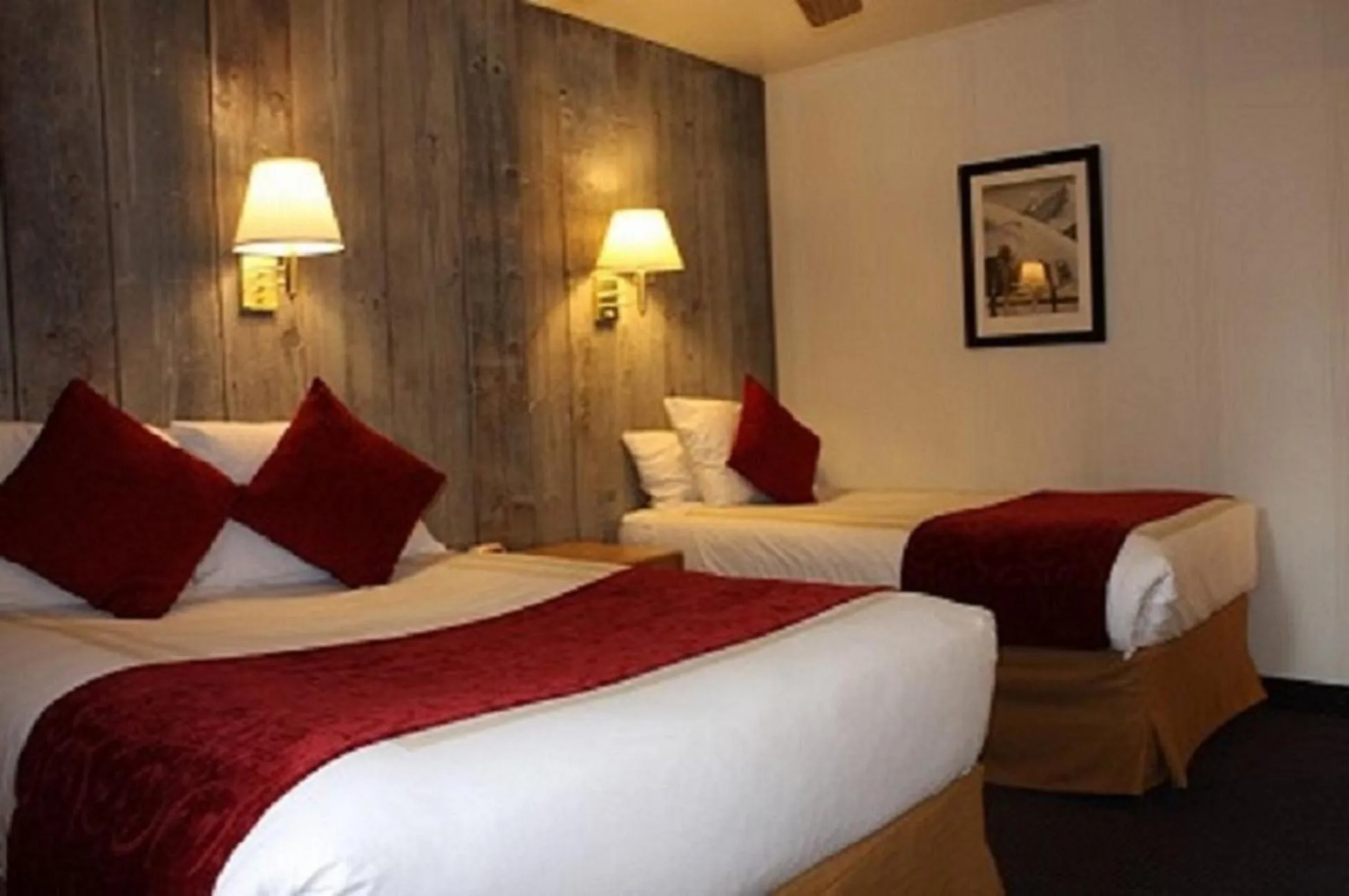 Bed in St Moritz Lodge and Condominiums