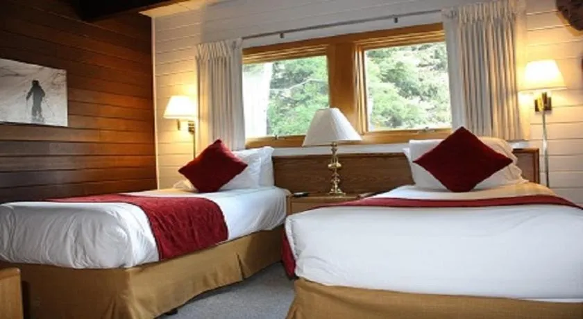 Bed in St Moritz Lodge and Condominiums