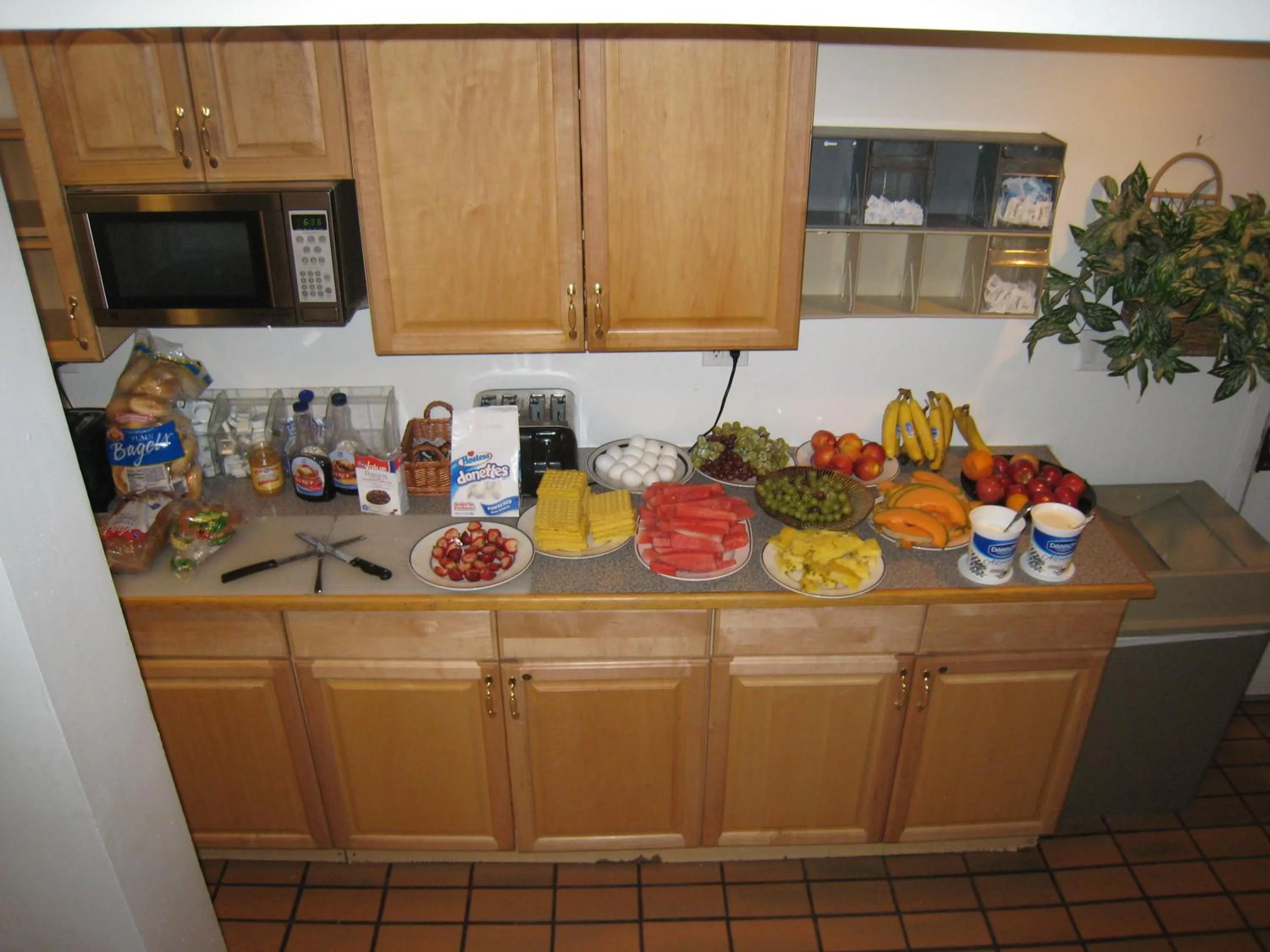 Food in St Moritz Lodge and Condominiums