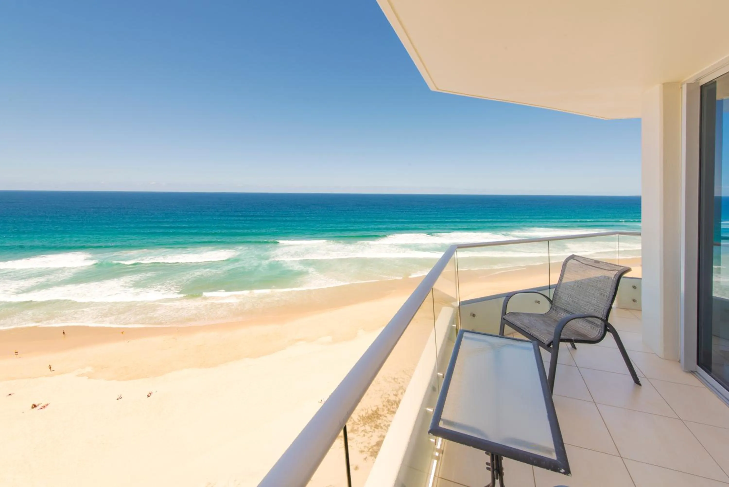 Balcony/Terrace in Berkeley on the Beach