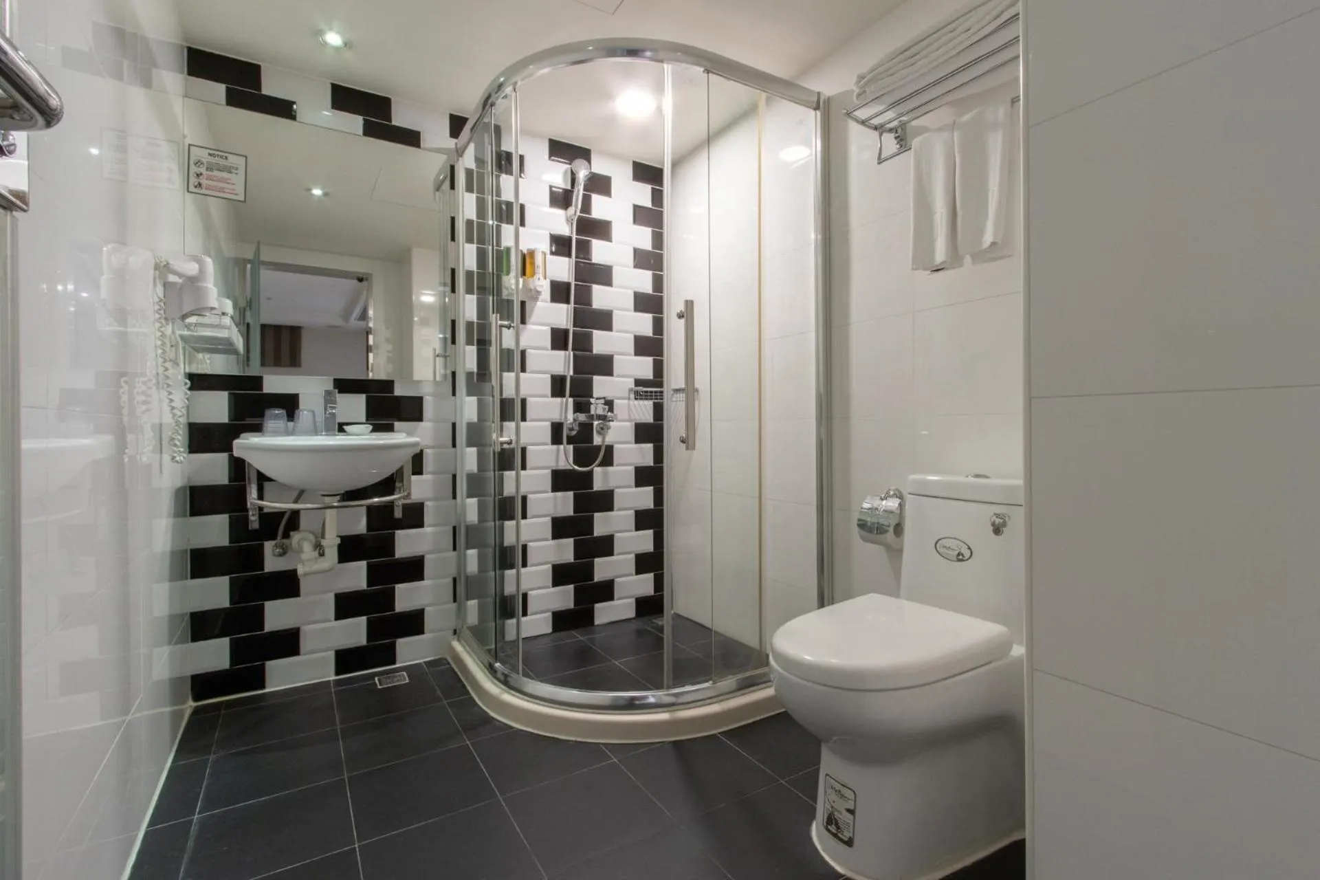 Muzik Hotel - Ximen Station Branch