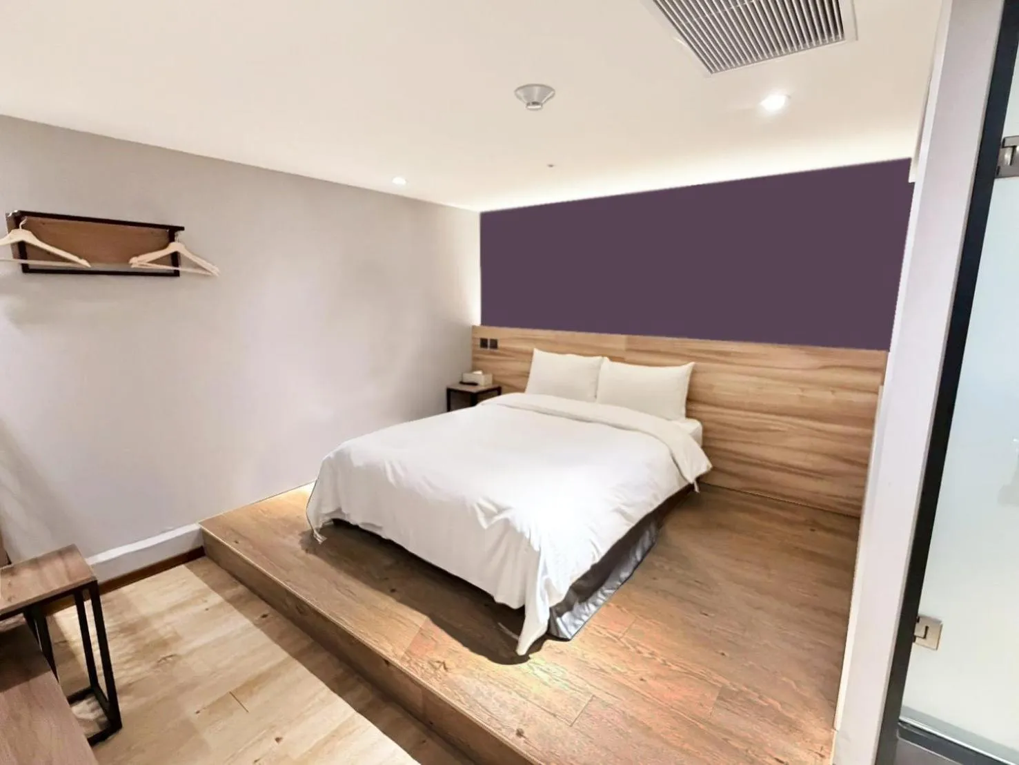 People, Bed in Muzik Hotel - Ximen Station Branch