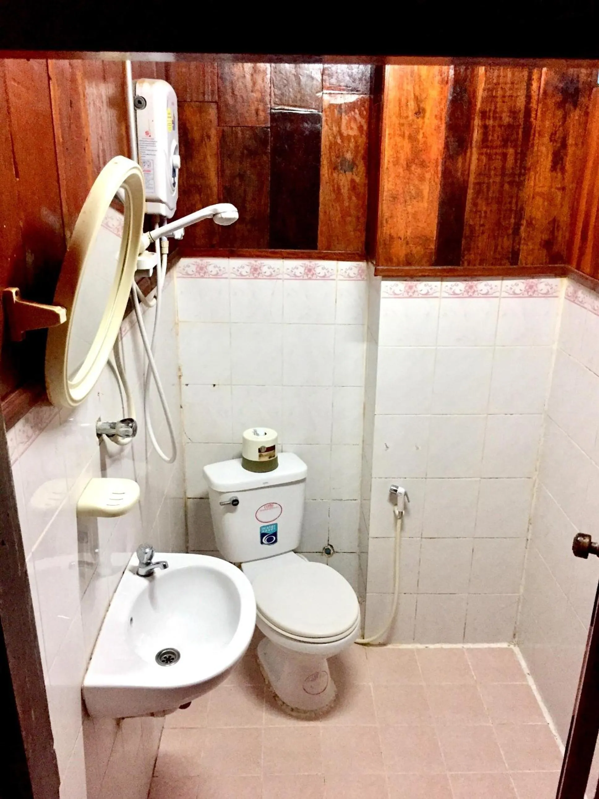 Bathroom in Soutikone1 Guesthouse