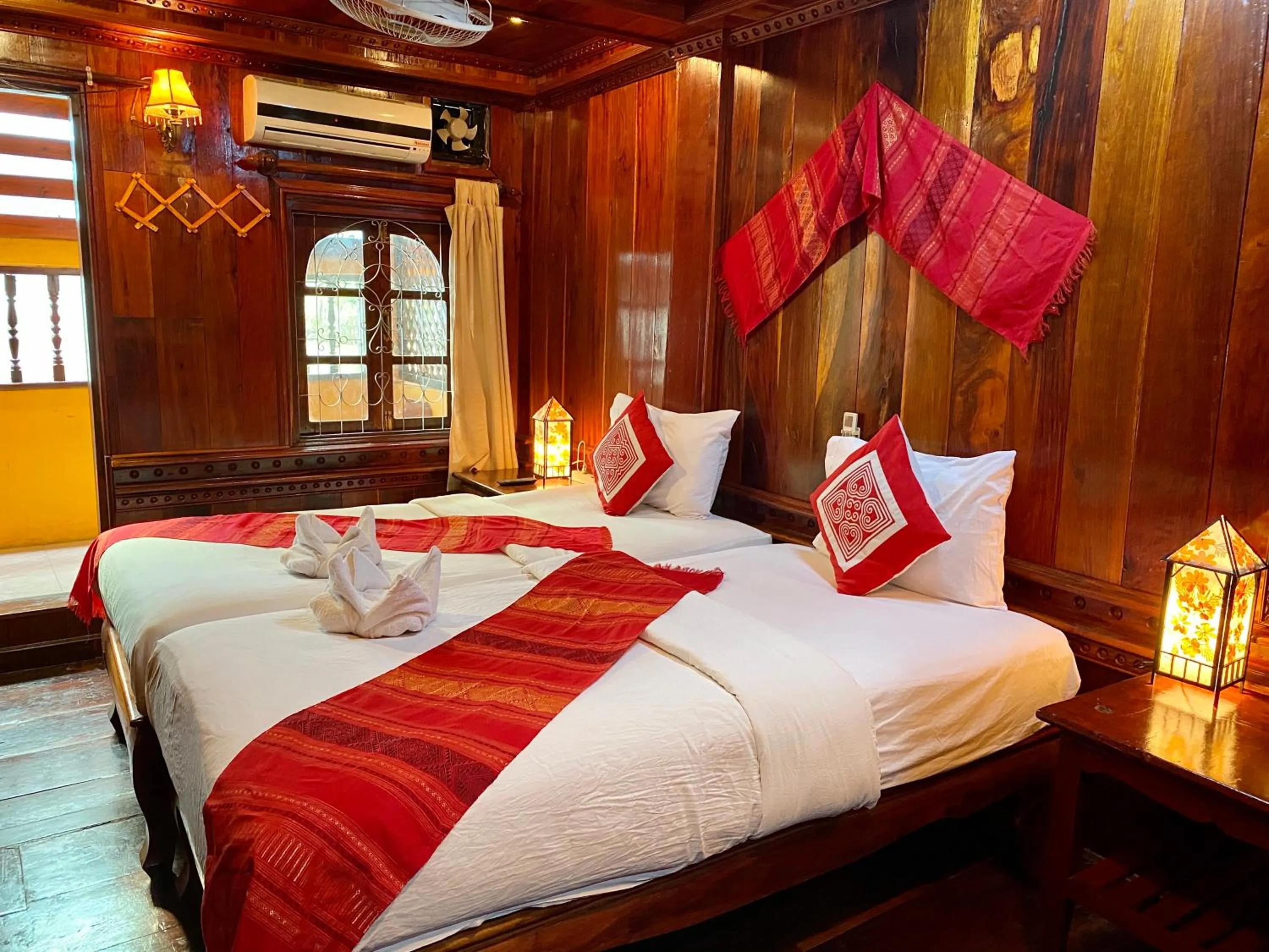 Bed in Soutikone1 Guesthouse