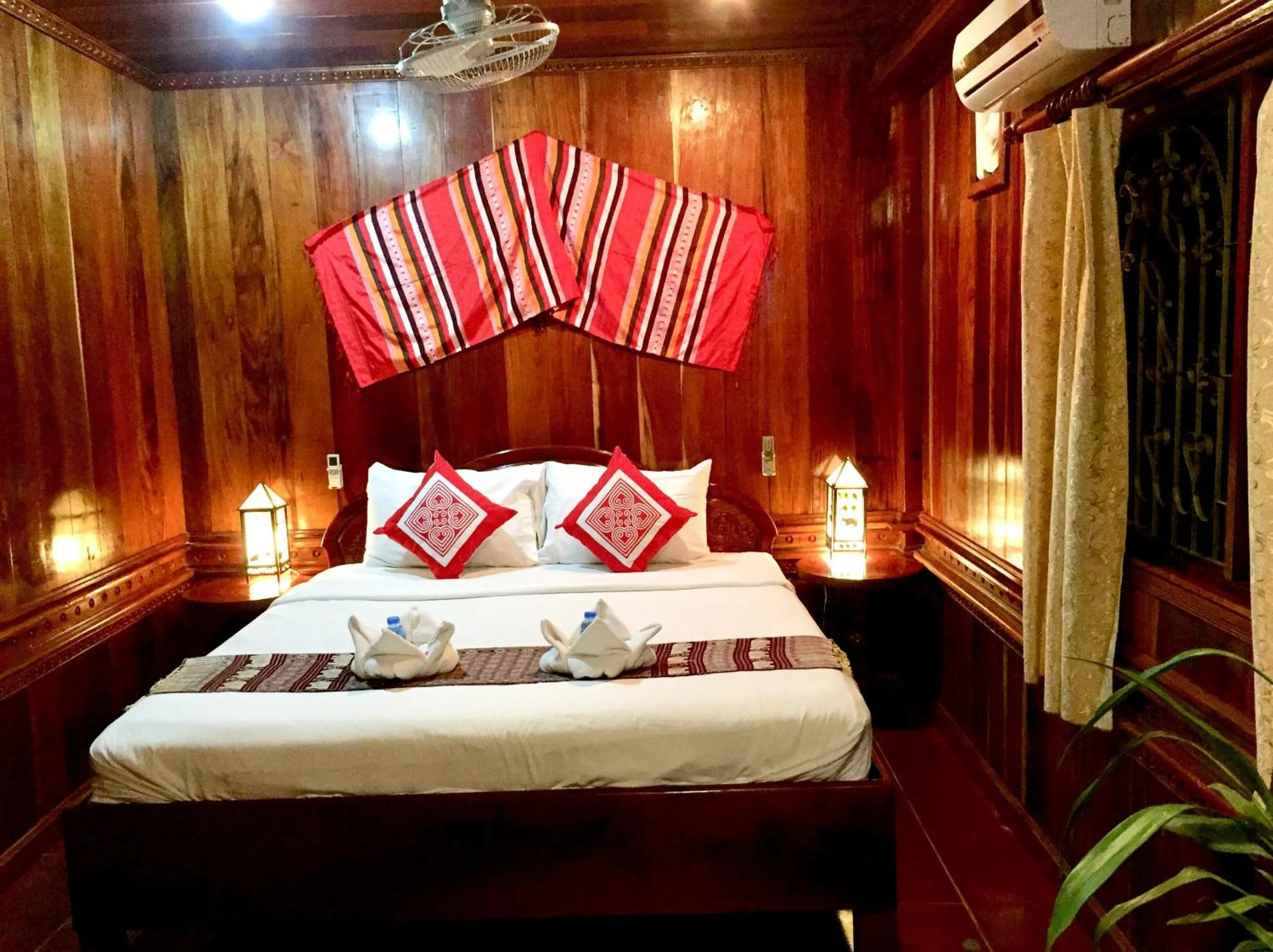 Bed in Soutikone1 Guesthouse