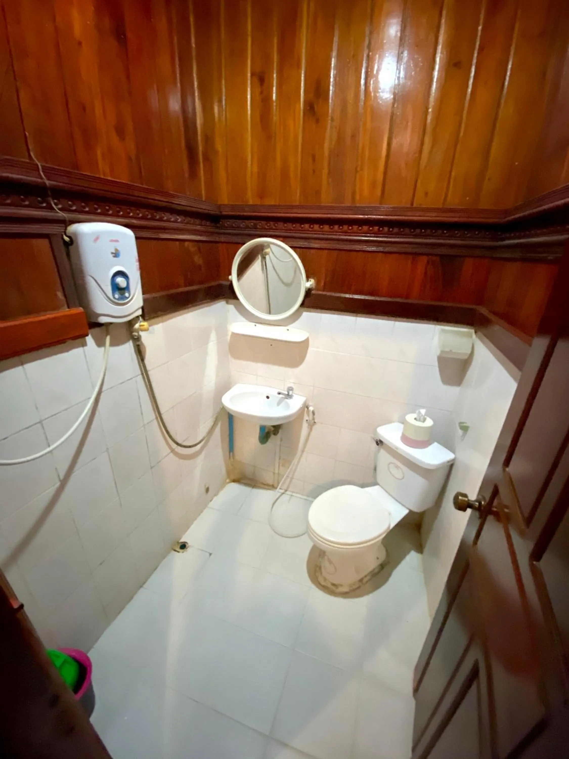 Bathroom in Soutikone1 Guesthouse