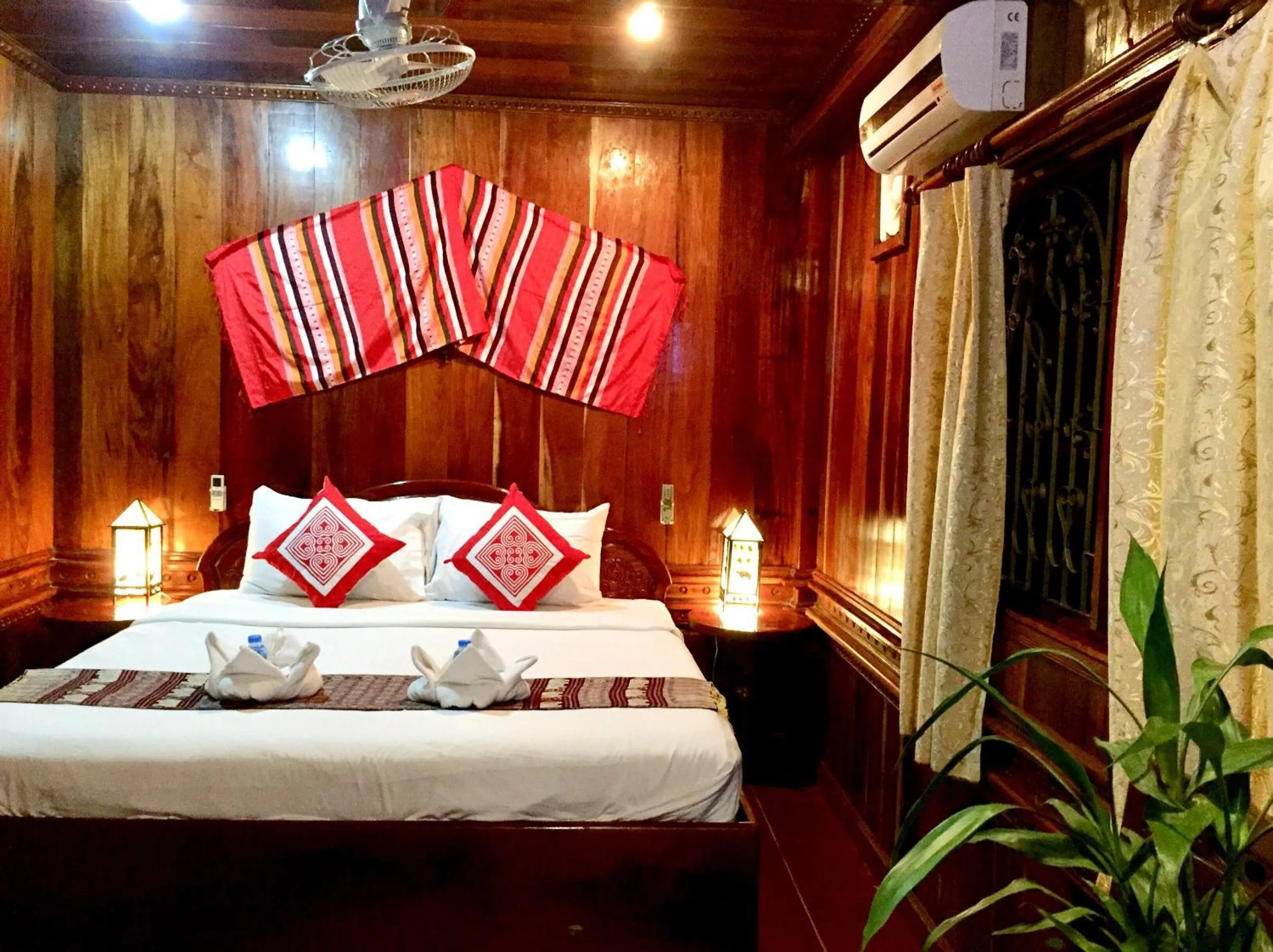 Bedroom, Bed in Soutikone1 Guesthouse