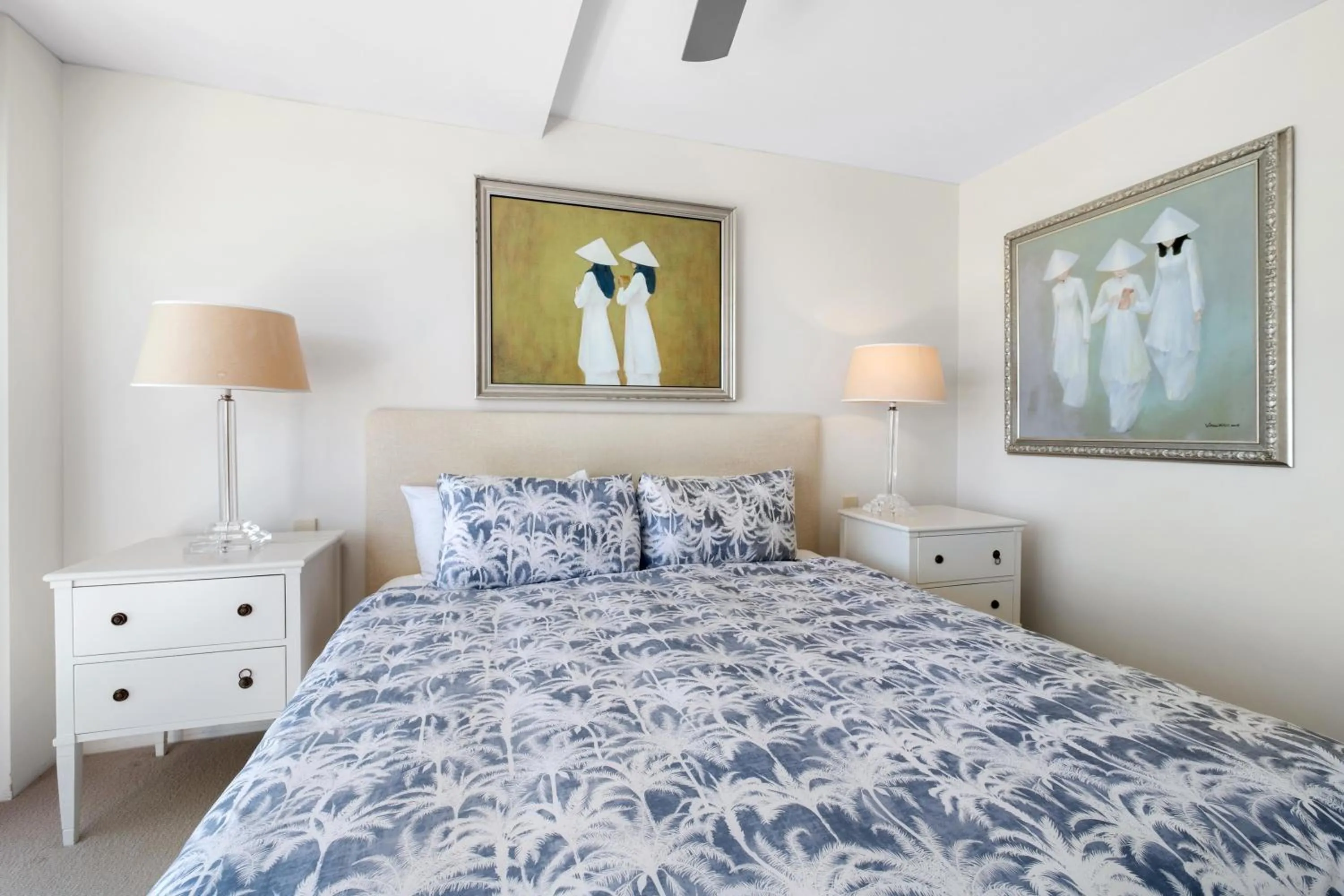 Bed in Las Rias Holiday Apartments