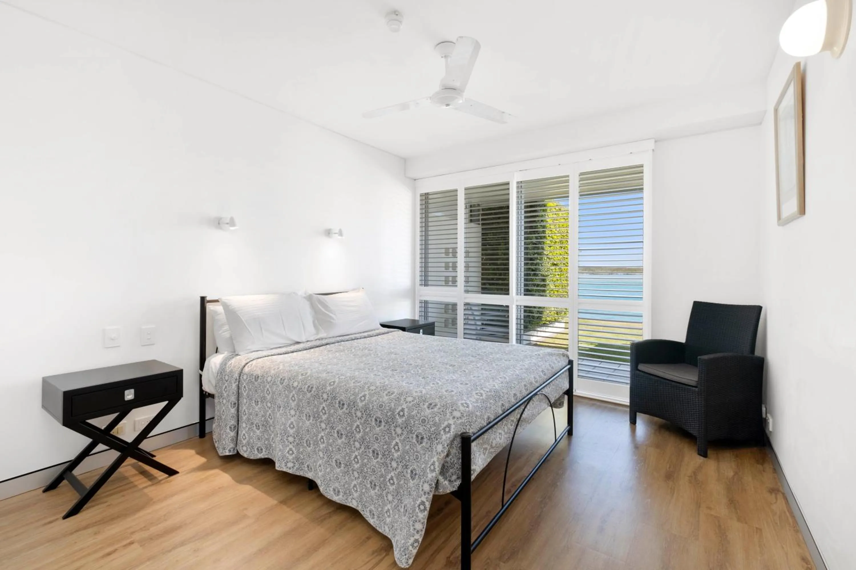 Bed in Las Rias Holiday Apartments