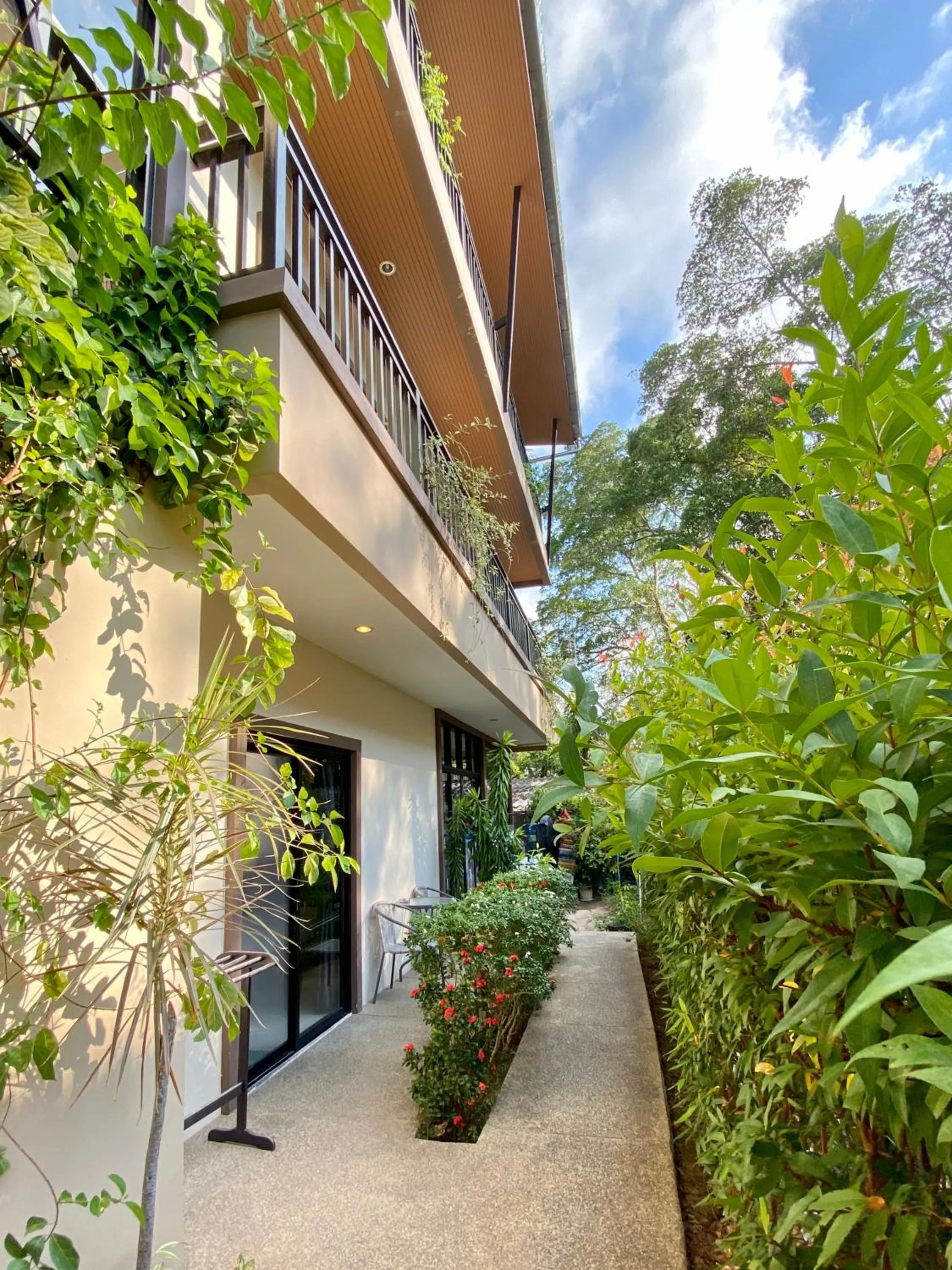 Property building in Pensiri House - SHA Extra Plus