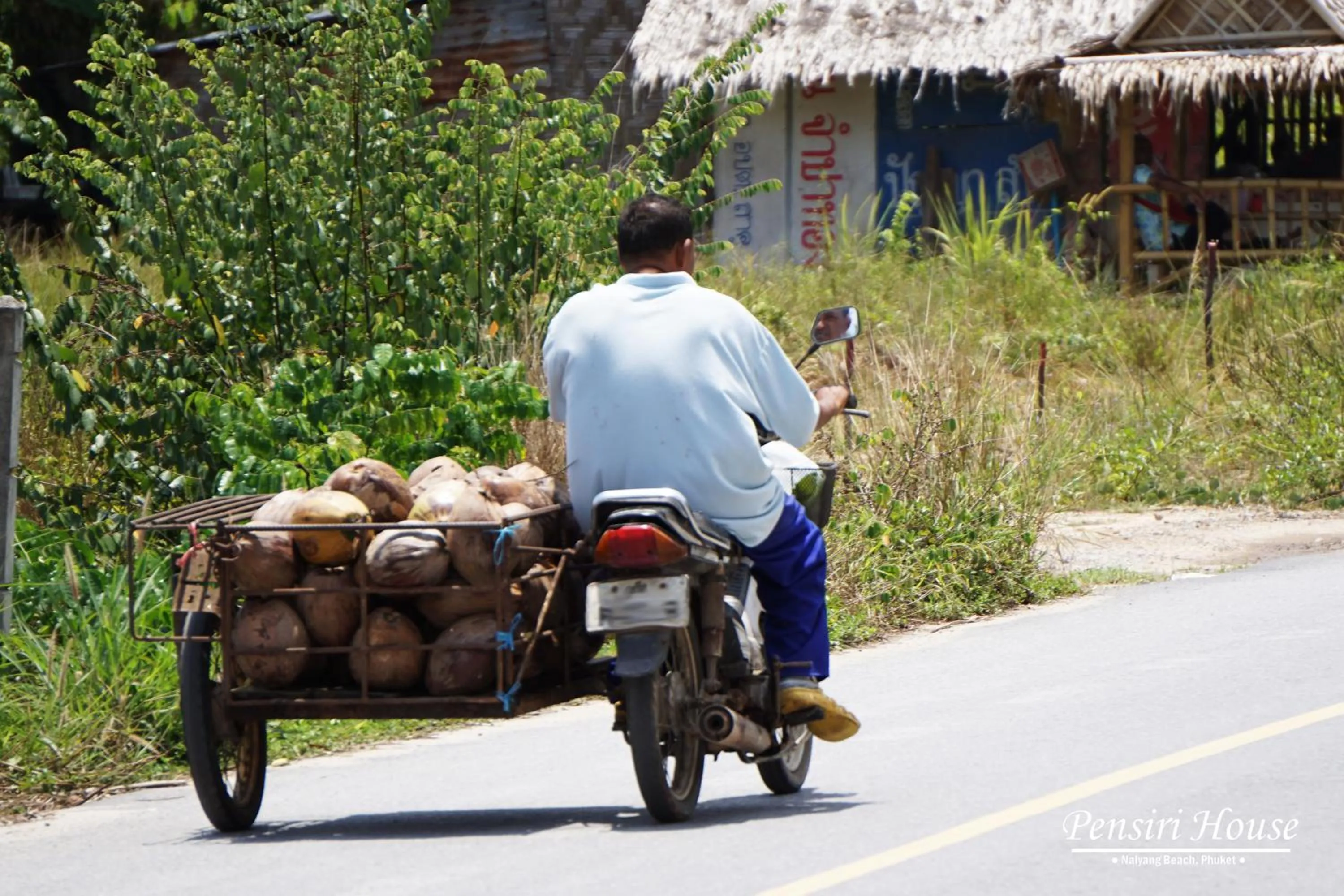 People in Pensiri House - SHA Extra Plus