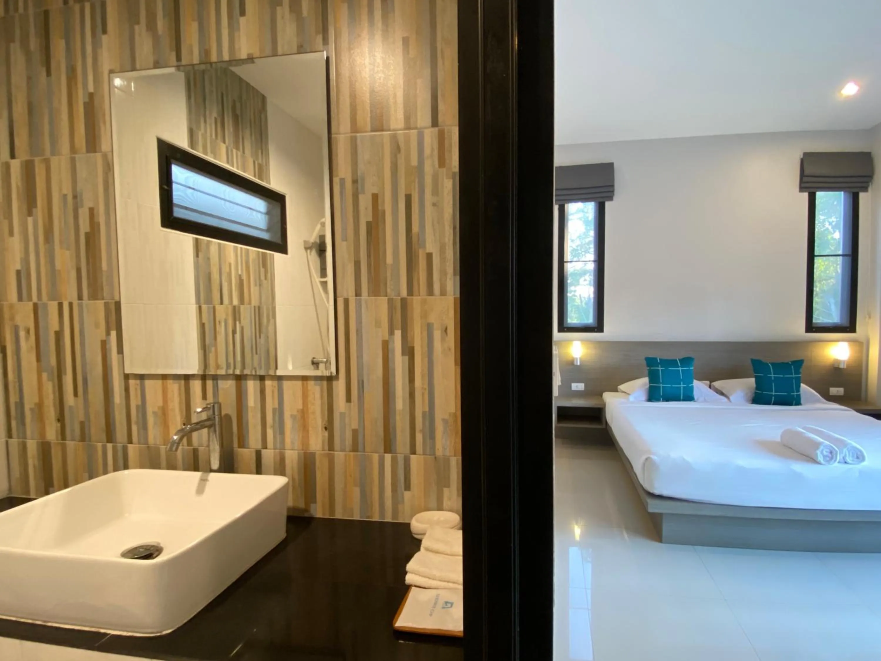 Bathroom, Bed in Pensiri House - SHA Extra Plus