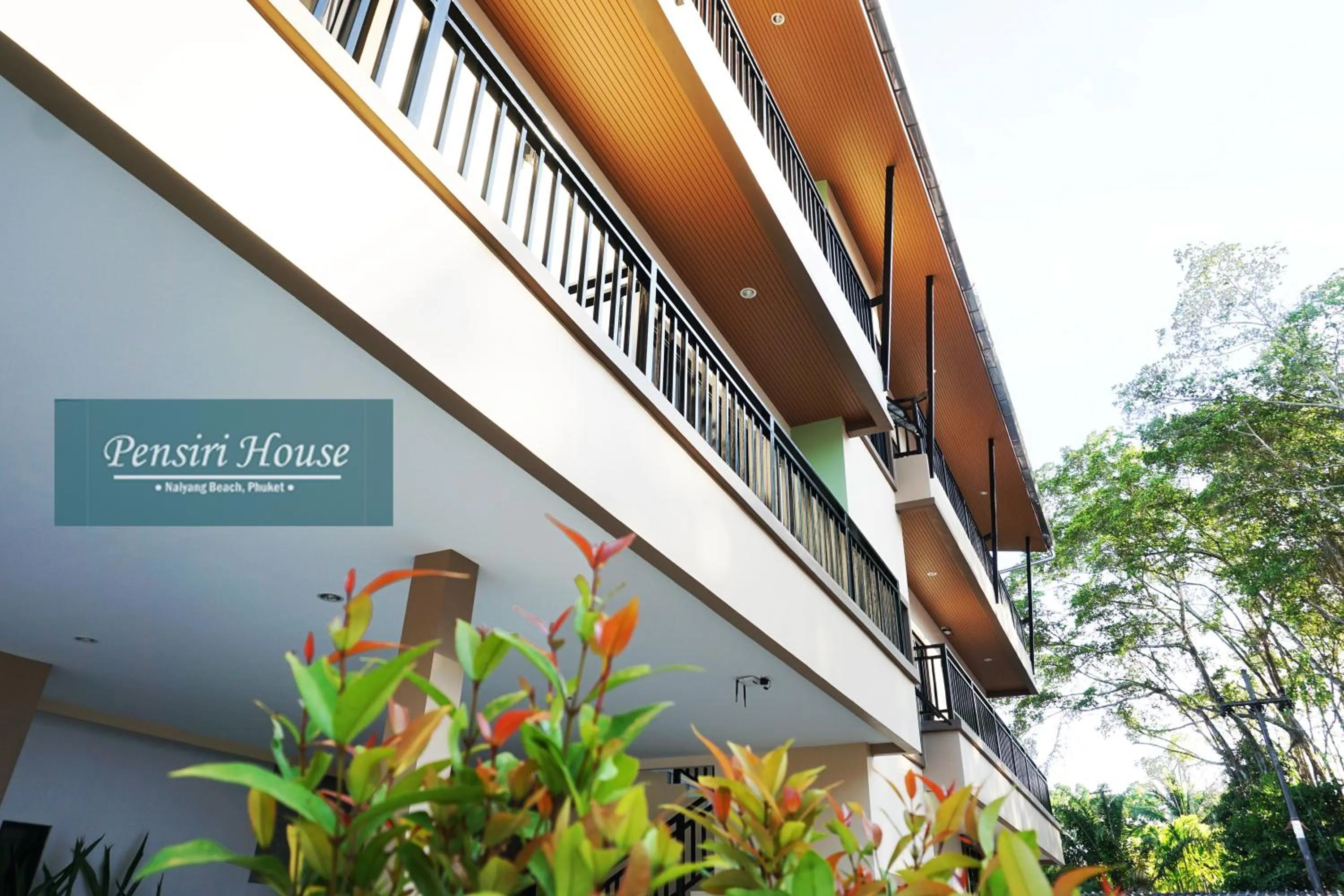 Property building in Pensiri House - SHA Extra Plus