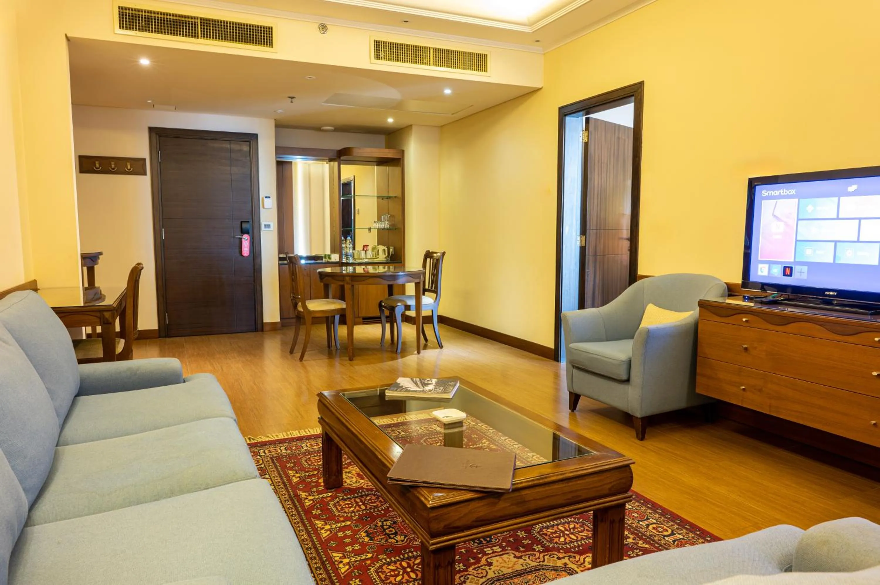 Jiyeh Marina Resort Hotel & Chalets