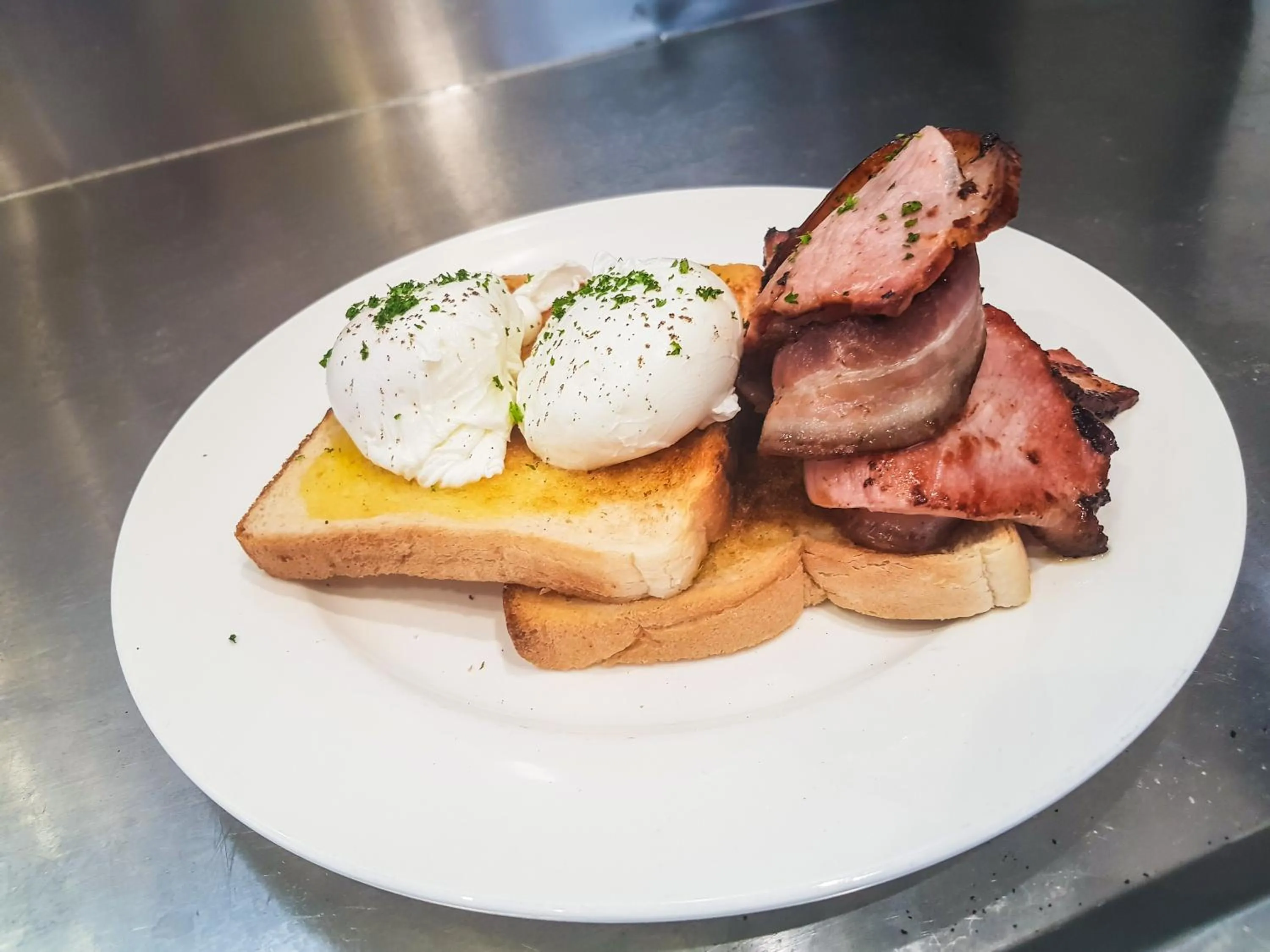 Food close-up in Moura Meridian Motel
