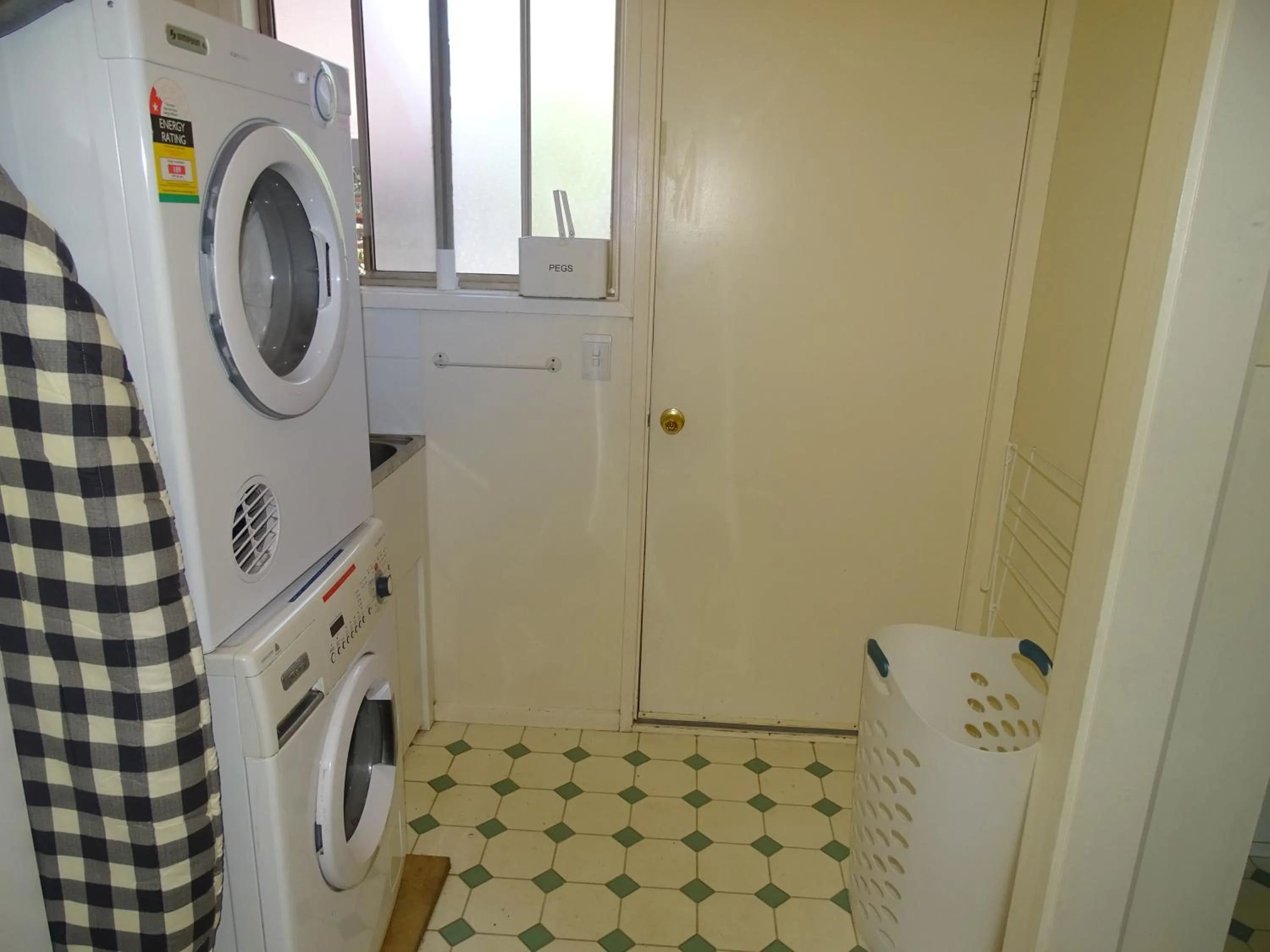 Photo of the whole room in Beachwalk Cottage