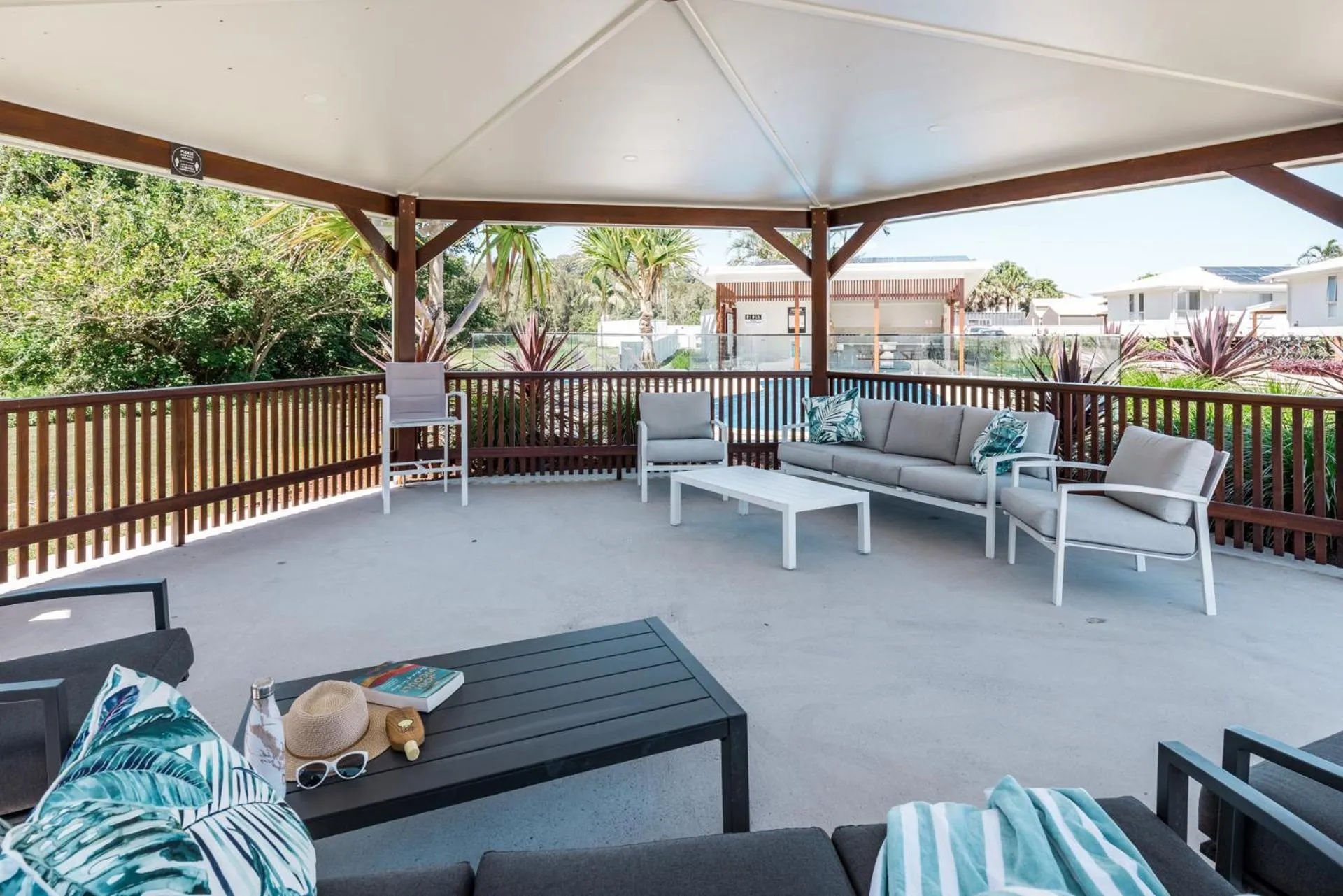 Swimming pool in Salt @ South West Rocks