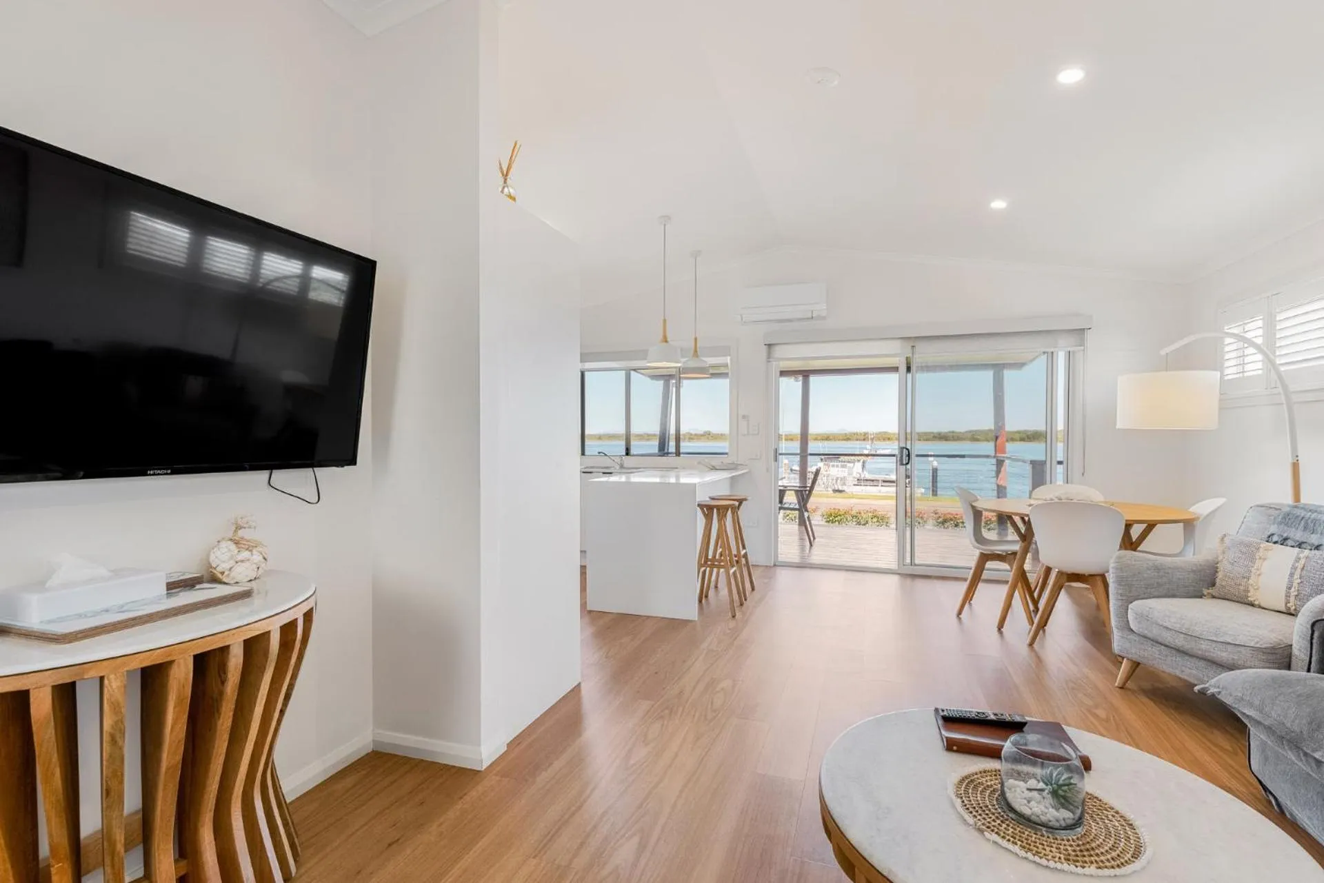 Dining area in Salt @ South West Rocks