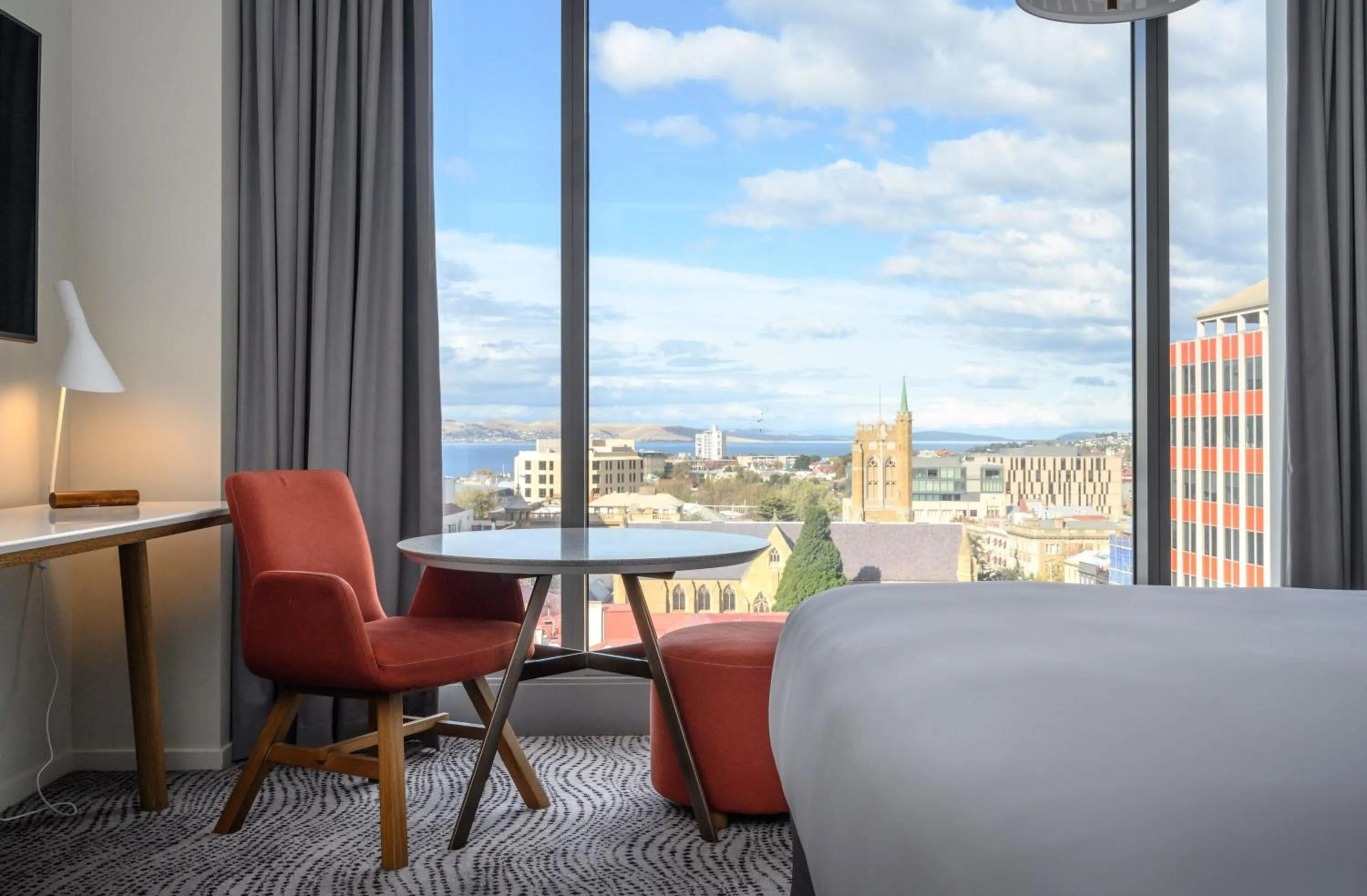 Photo of the whole room, Bed in Crowne Plaza Hobart by IHG