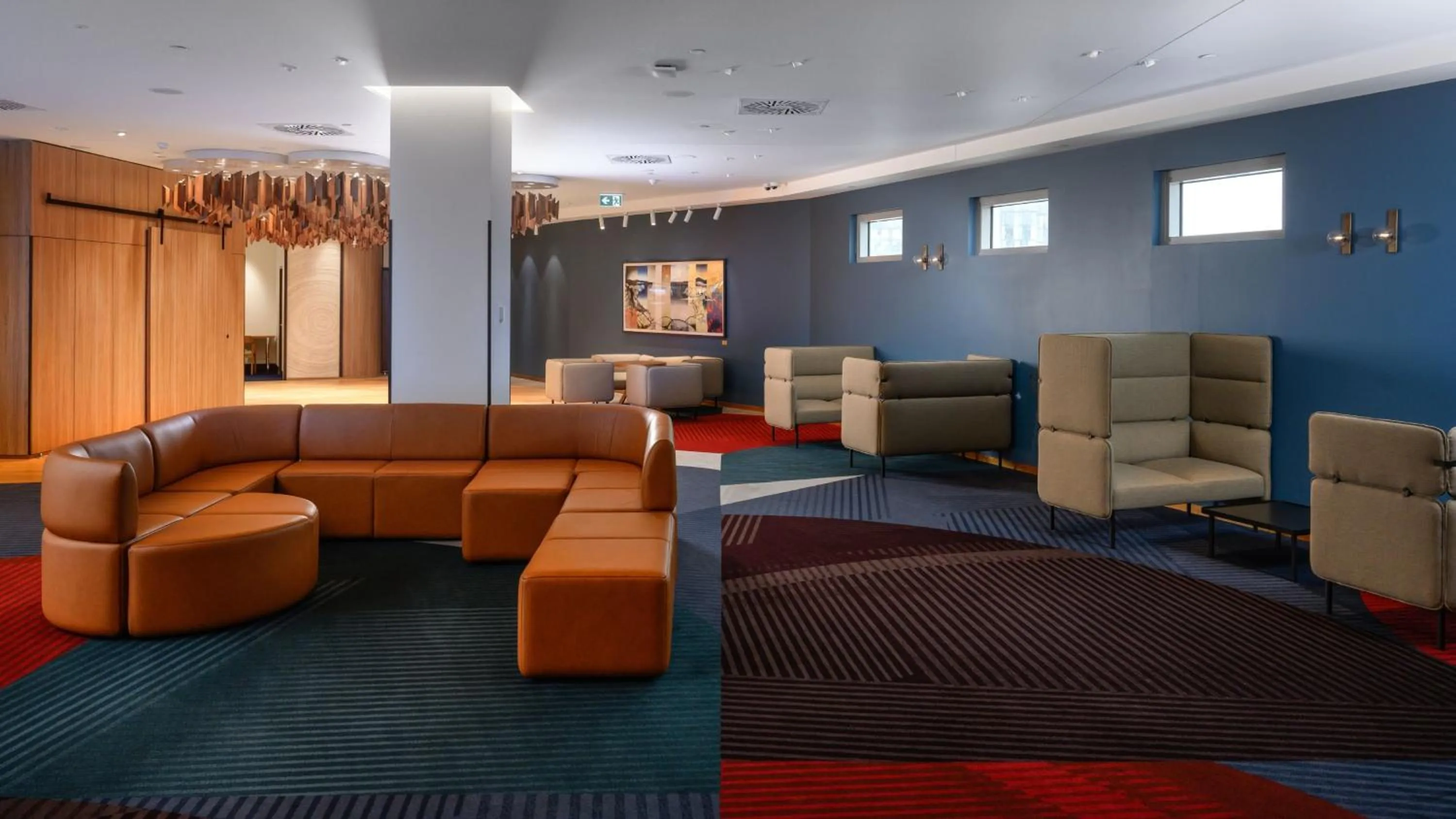 Meeting/conference room in Crowne Plaza Hobart by IHG