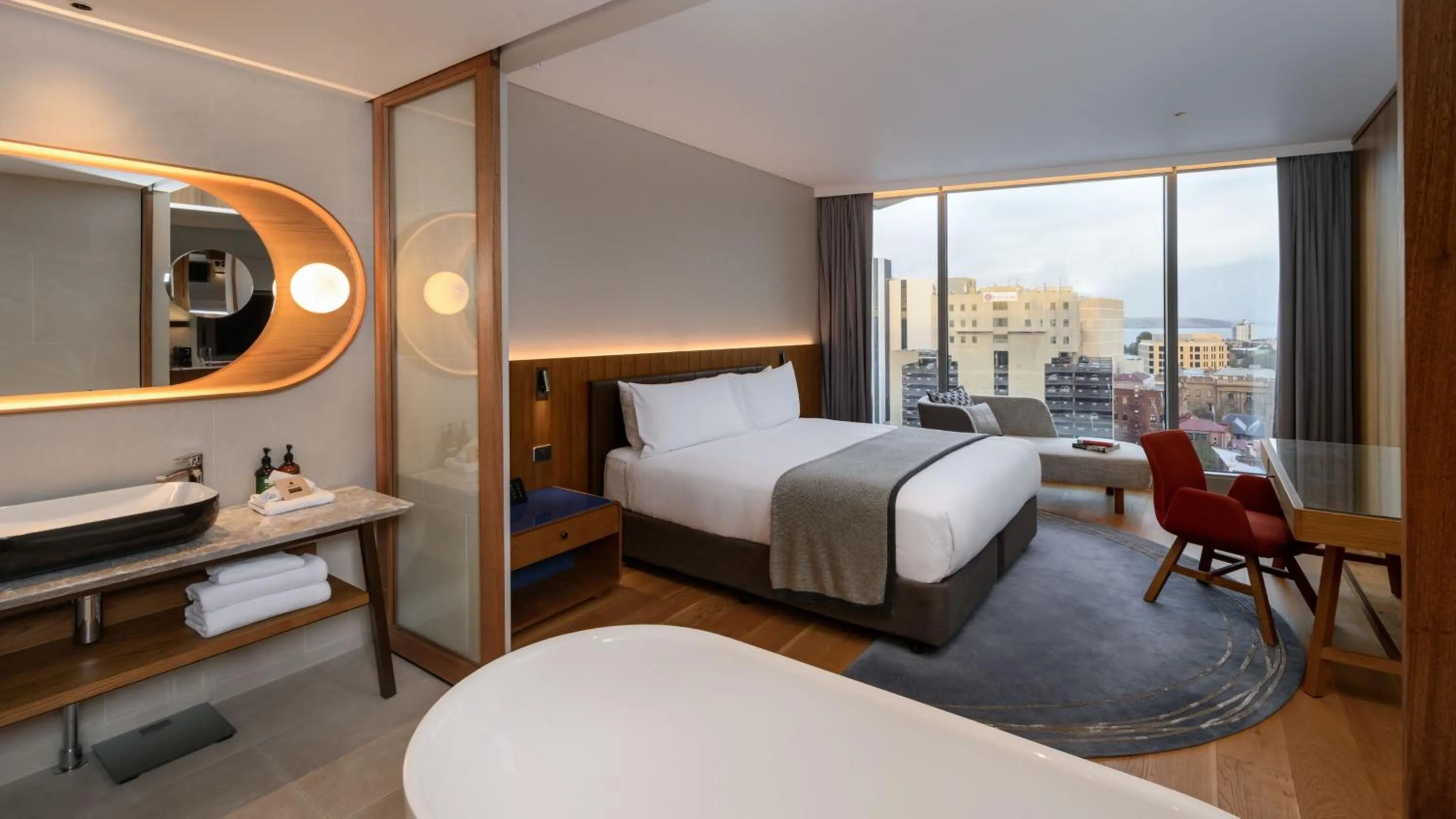 Photo of the whole room, Bed in Crowne Plaza Hobart by IHG