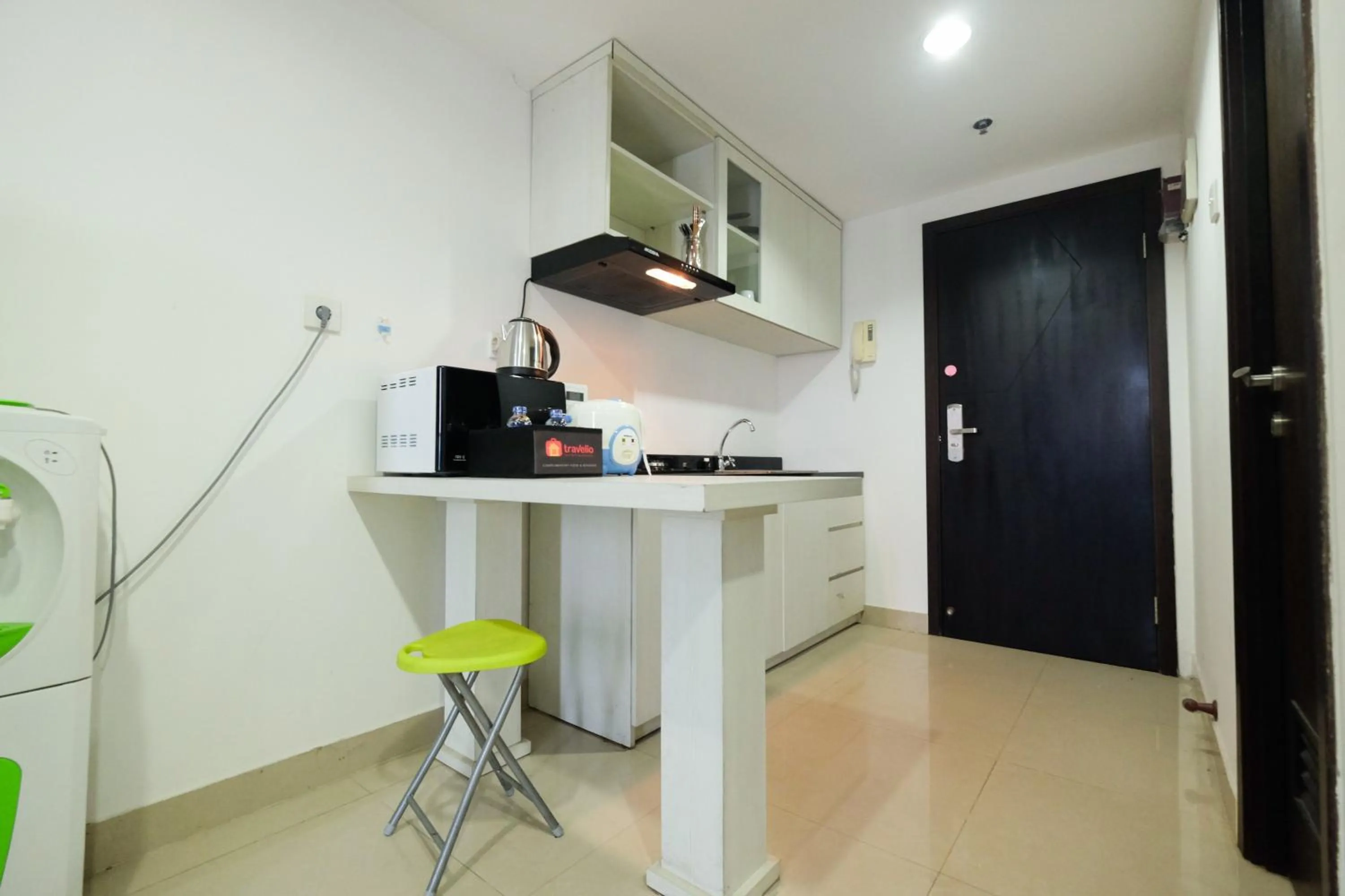 Exclusive Studio Tamansari The Hive Apartment in Strategic Location By Travelio