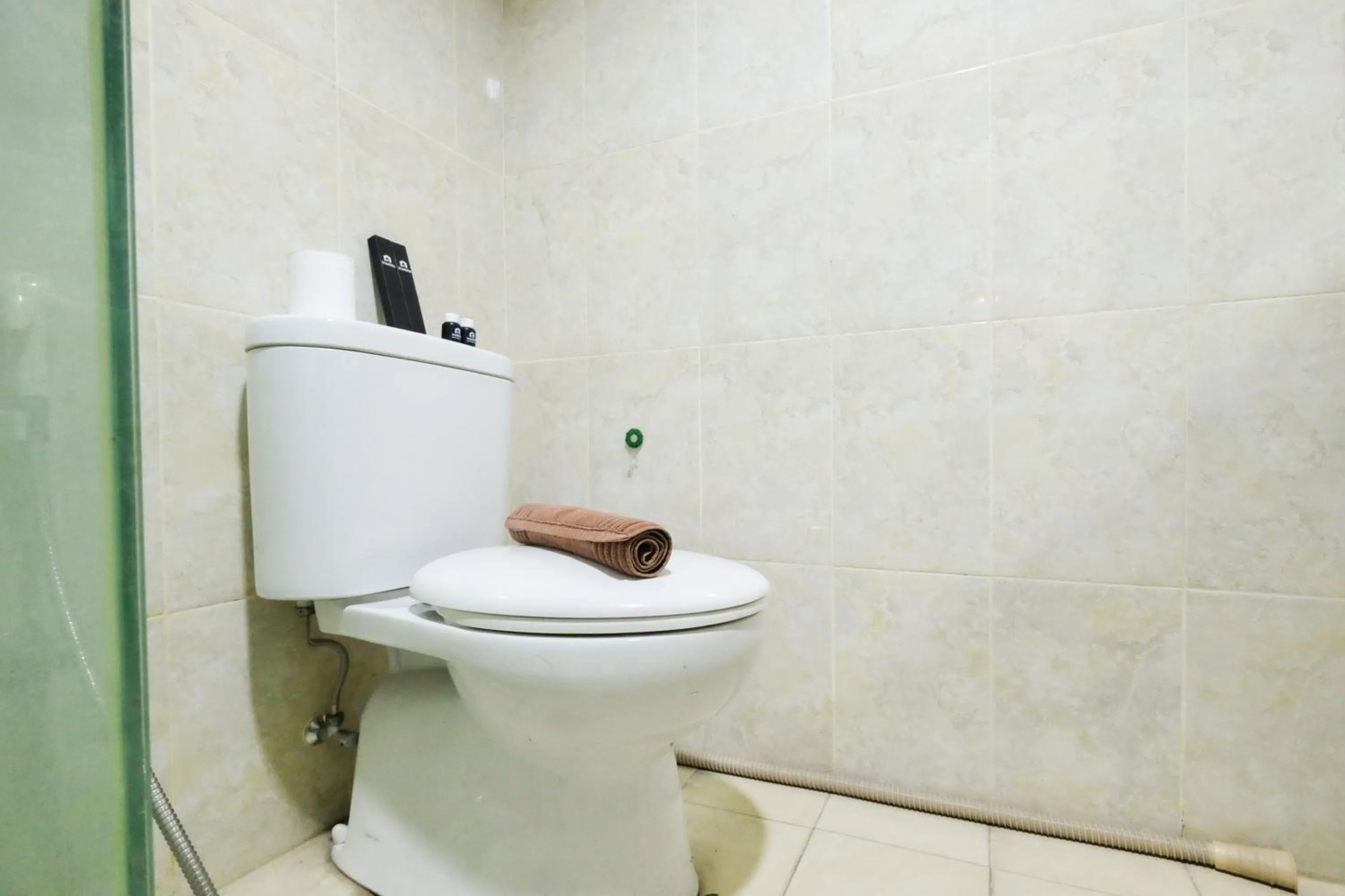 Exclusive Studio Tamansari The Hive Apartment in Strategic Location By Travelio