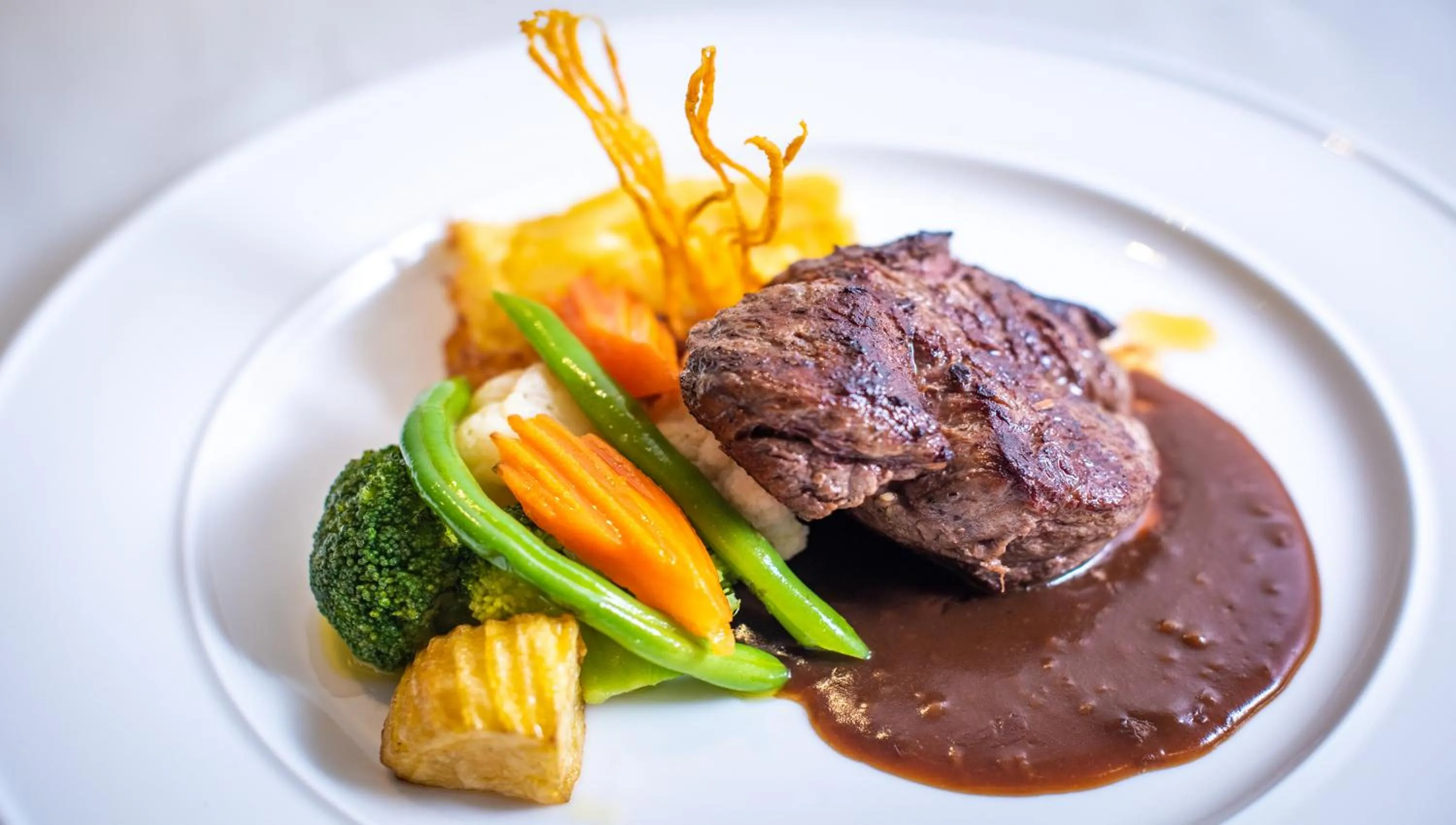 Food and drinks in Araya Angkor Residence