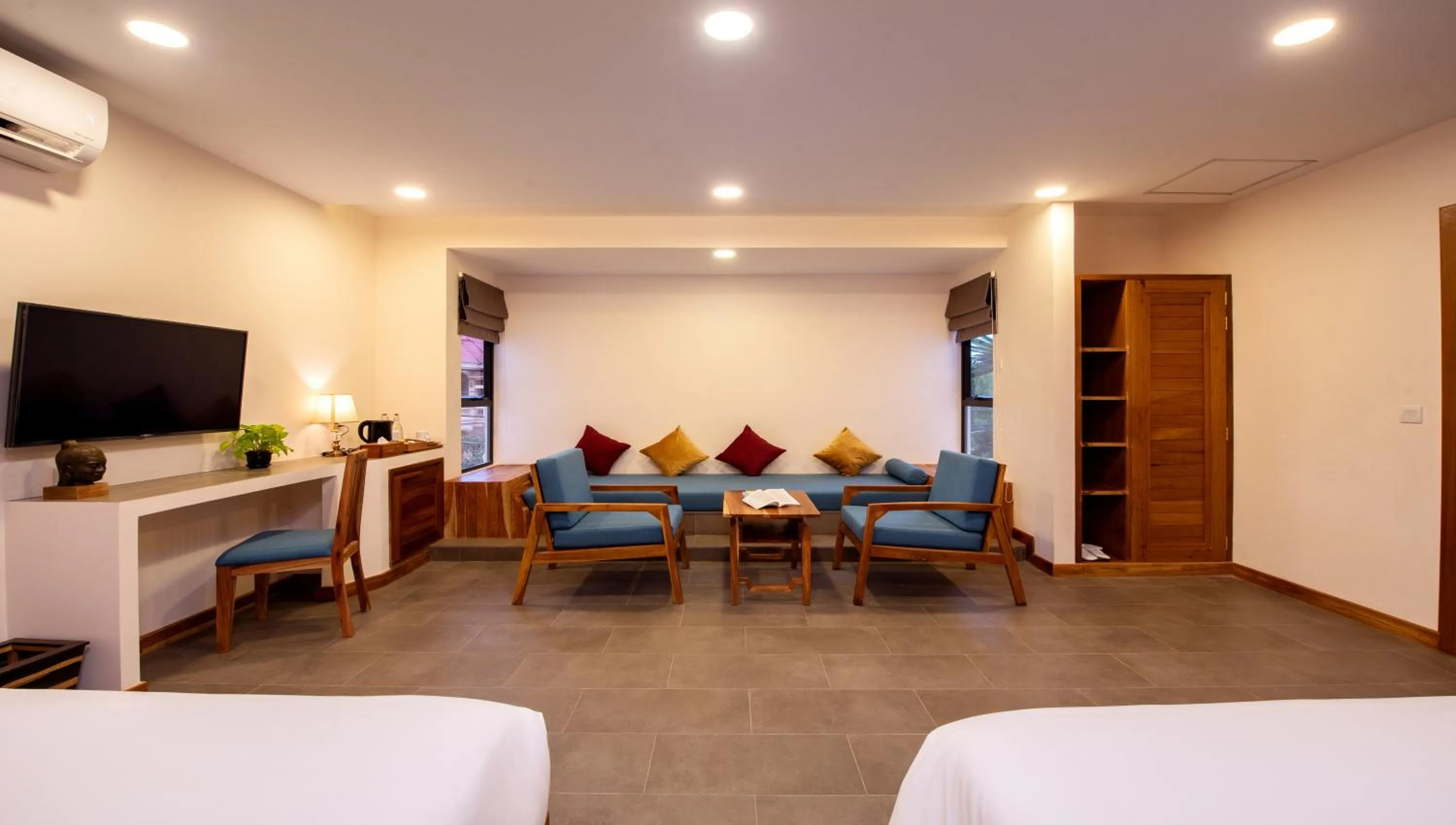Living room, Bed in Araya Angkor Residence