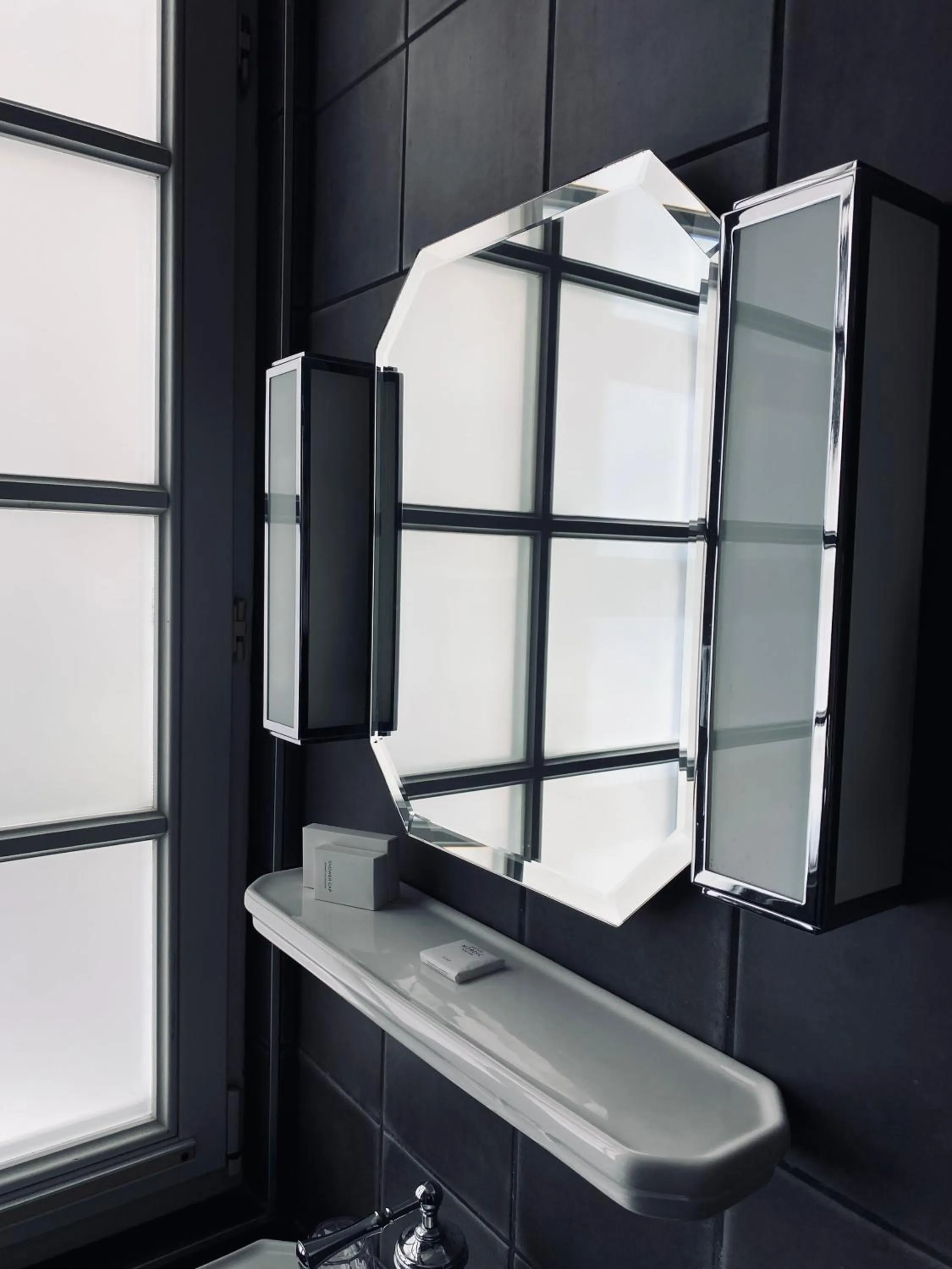 Bathroom in Hôtel Fabric