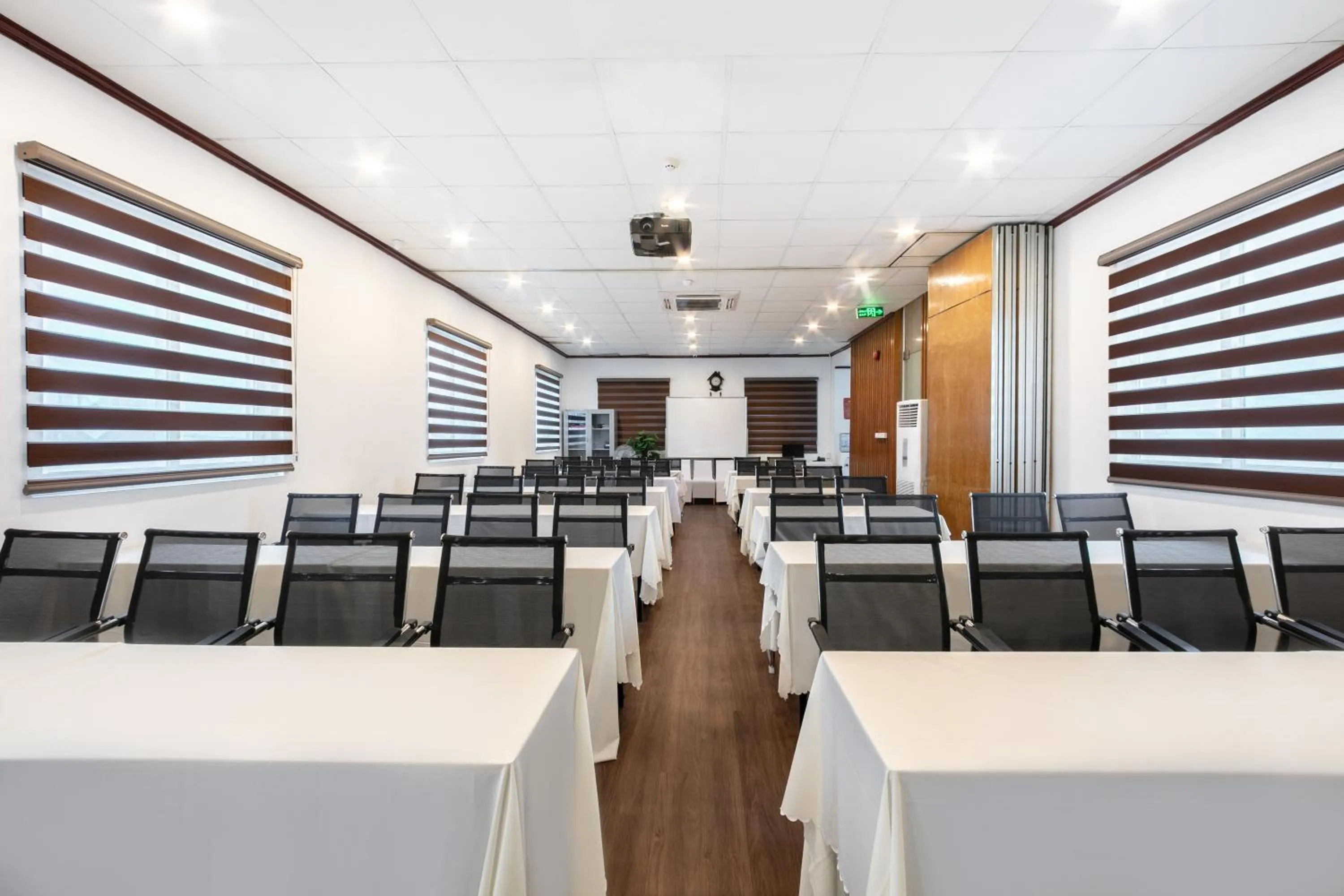 Meeting/conference room in A25 Hotel - 12 Ngô Sỹ Liên
