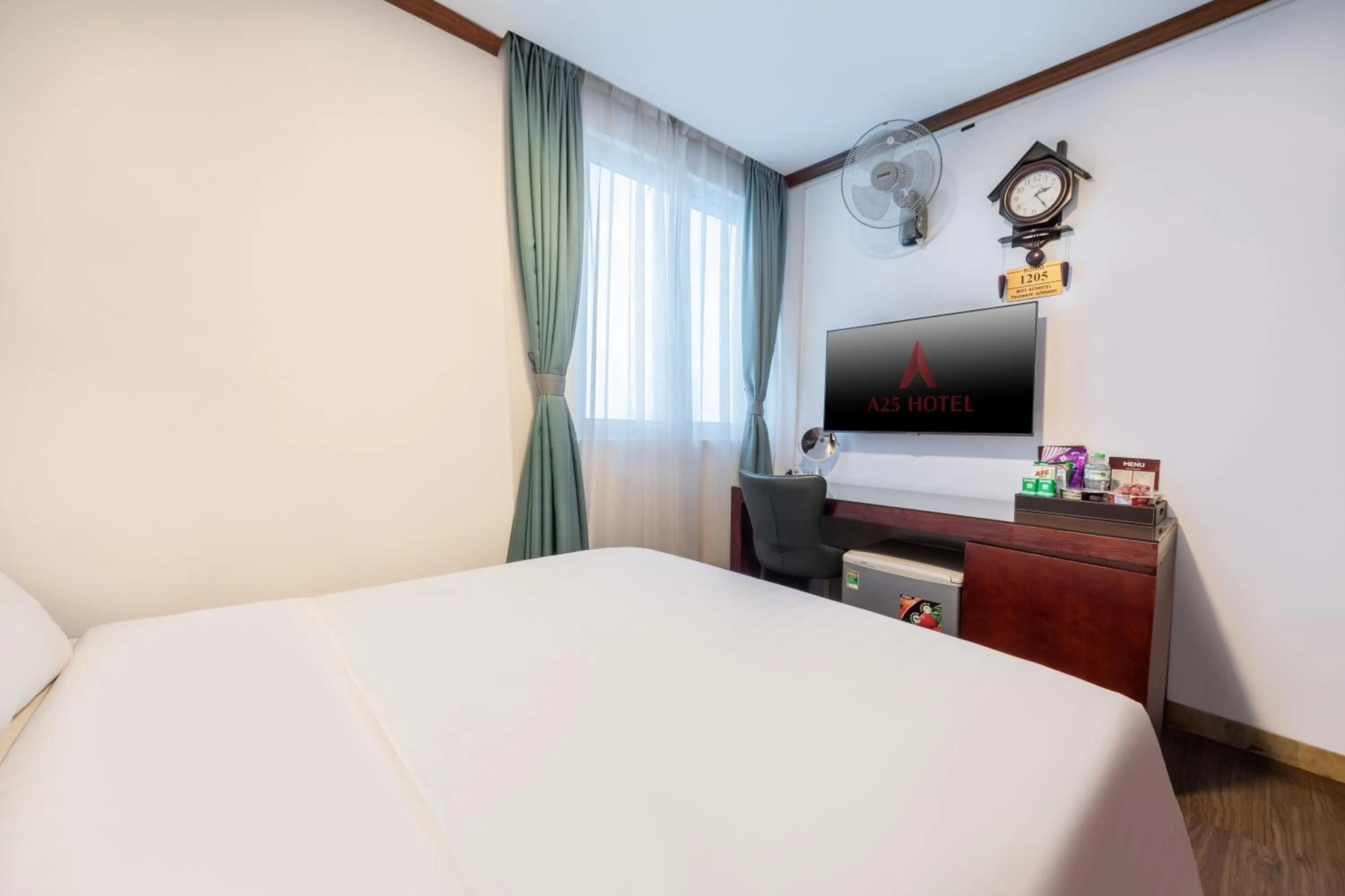 Bed in A25 Hotel - 12 Ngô Sỹ Liên