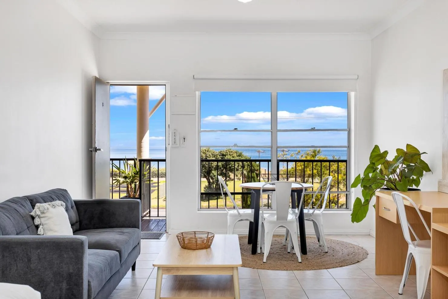 Sea view in Coast Motel and Apartments