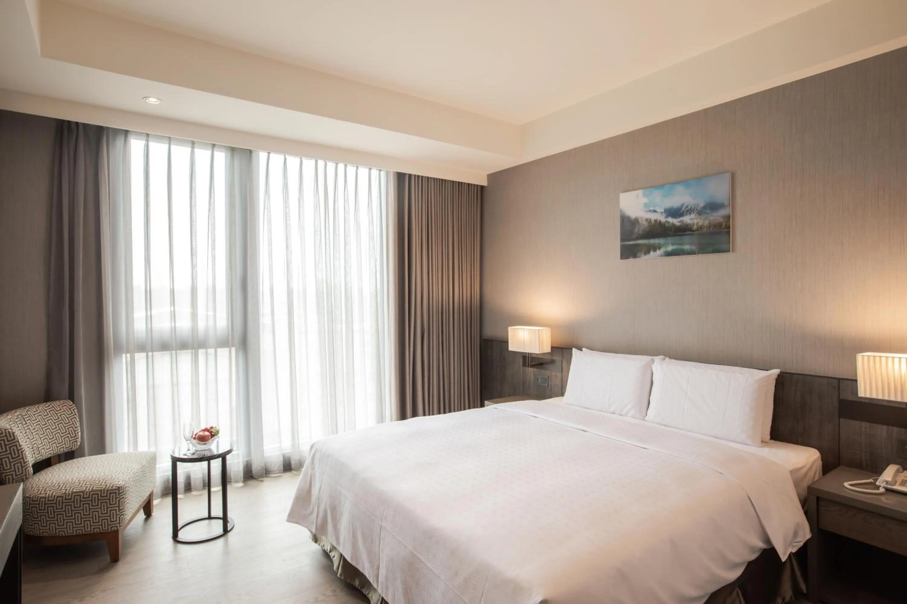 Bed in Jin Shi Hu Hotel