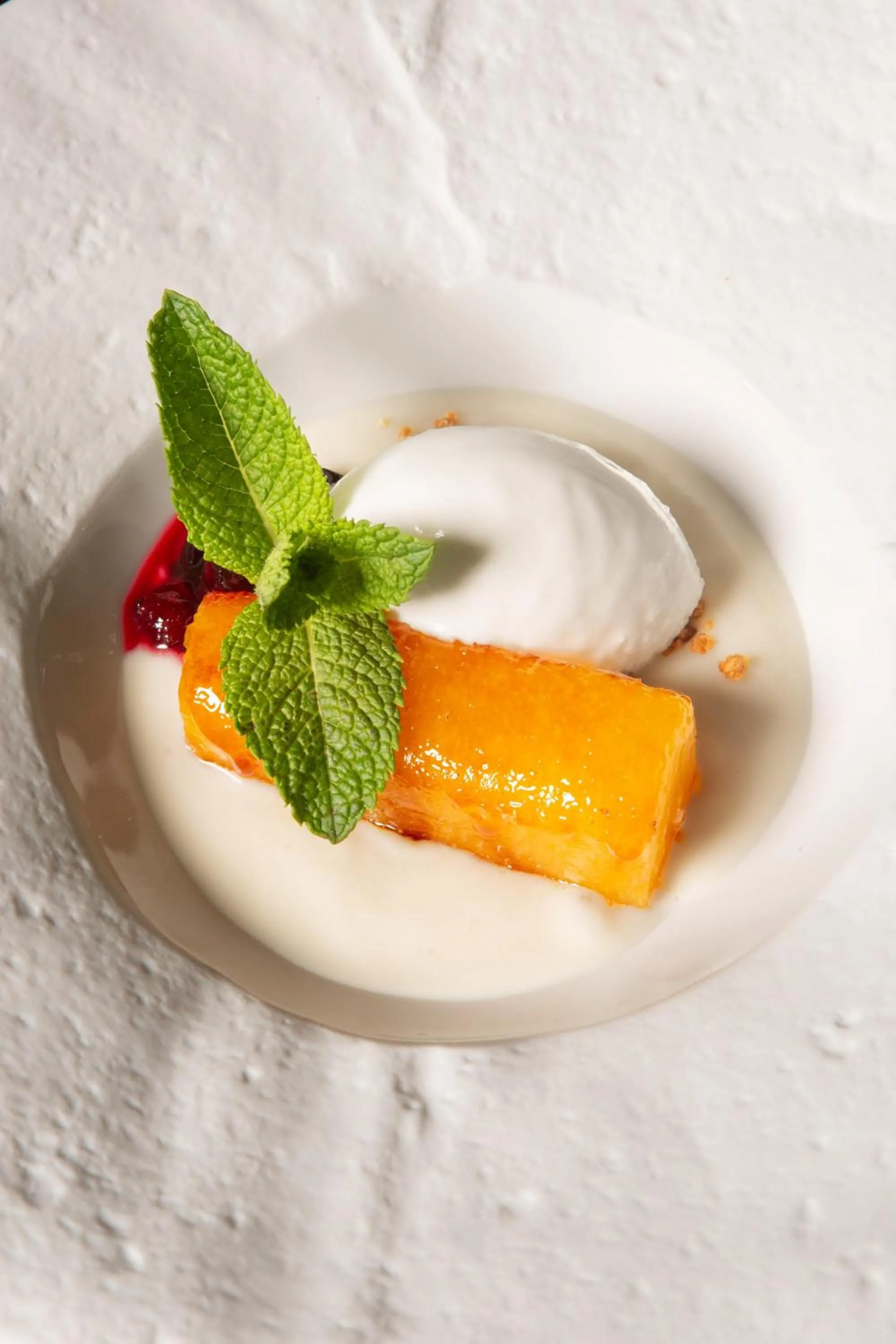 Food and drinks in The Level at Melia Barcelona Sky