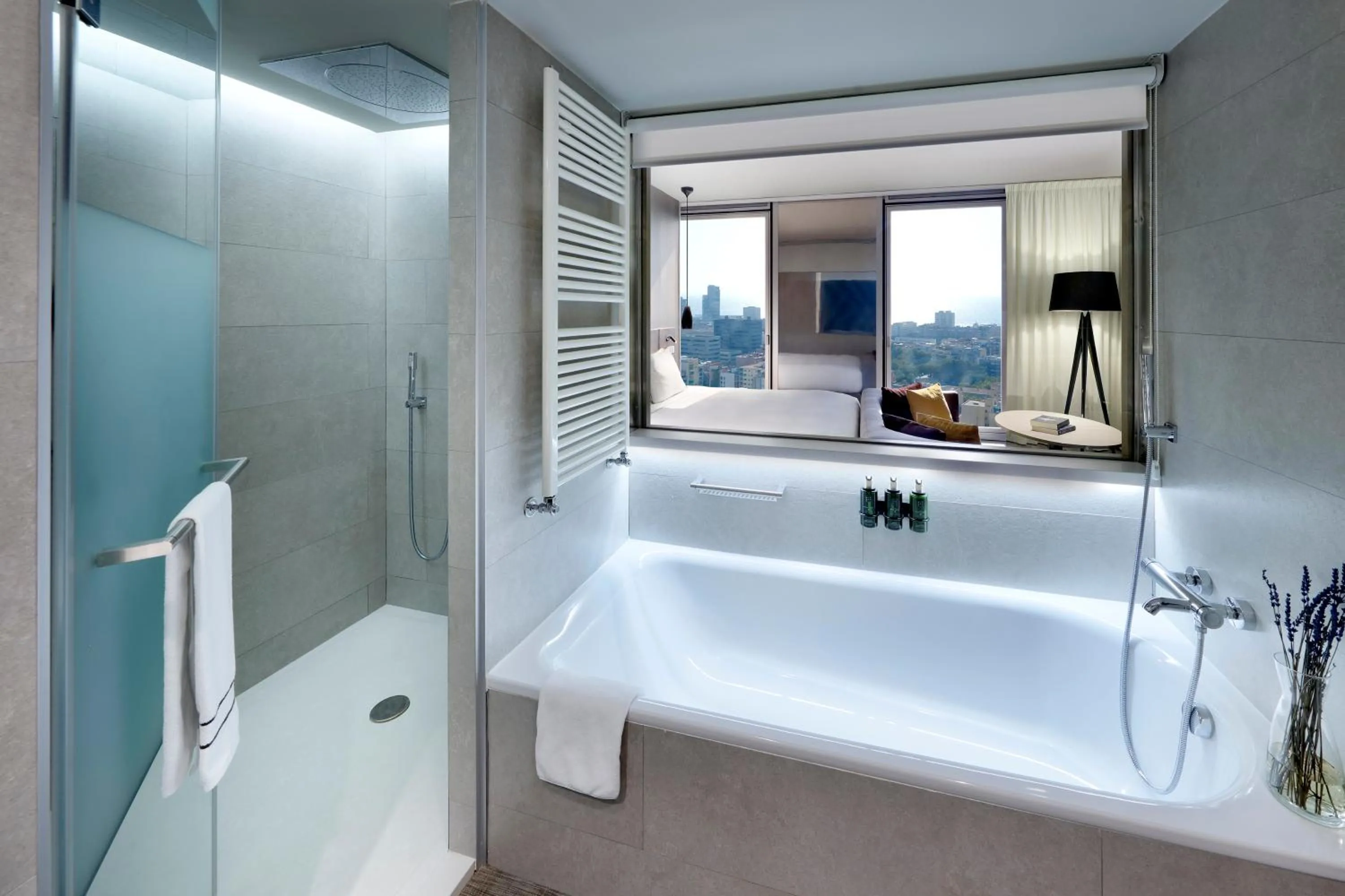 Shower in The Level at Melia Barcelona Sky