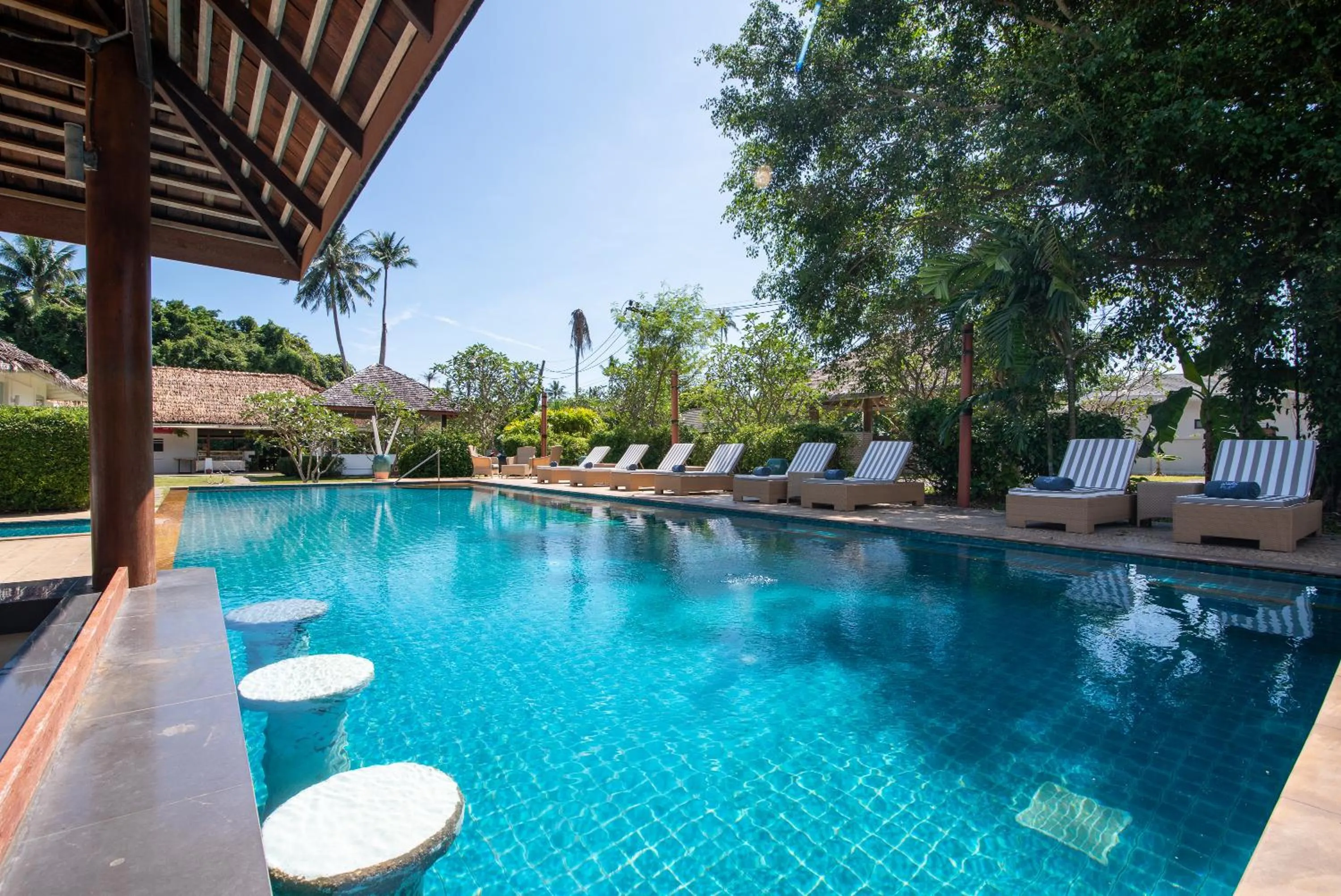 Swimming pool in Beachfront Villa Baan Rim Haad 3BR