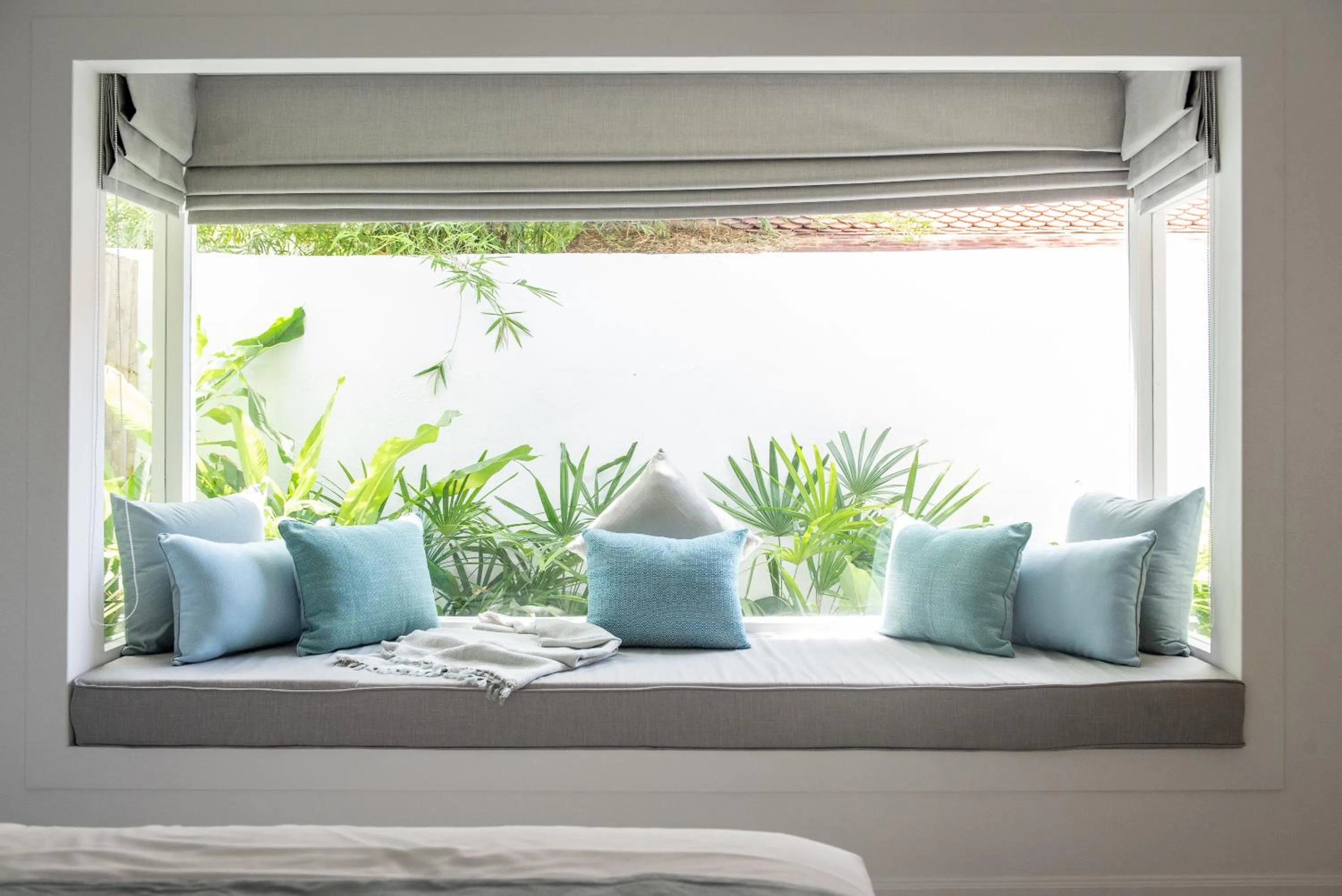 Seating area in Beachfront Villa Baan Rim Haad 3BR