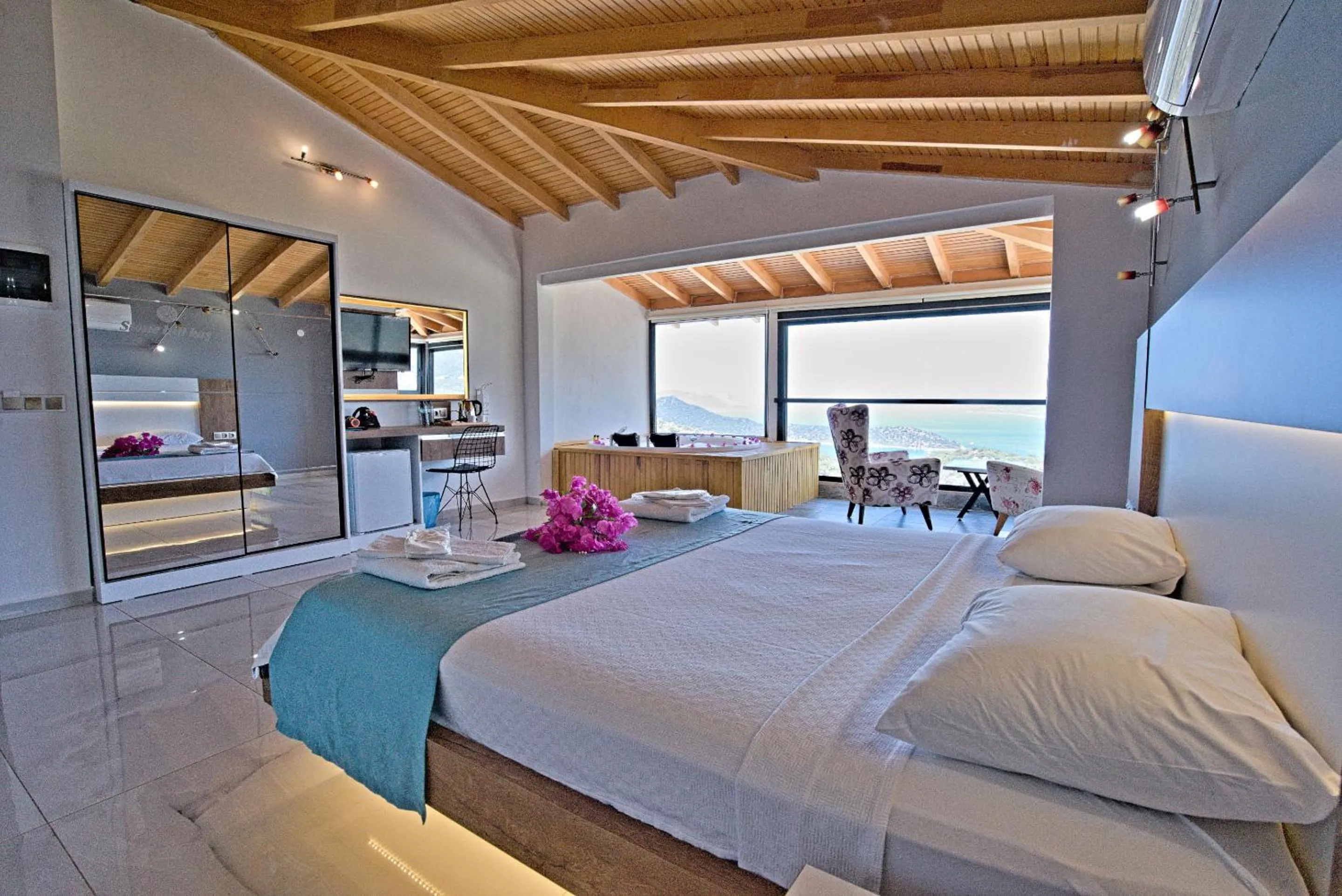 Bed in Stonehillkaş