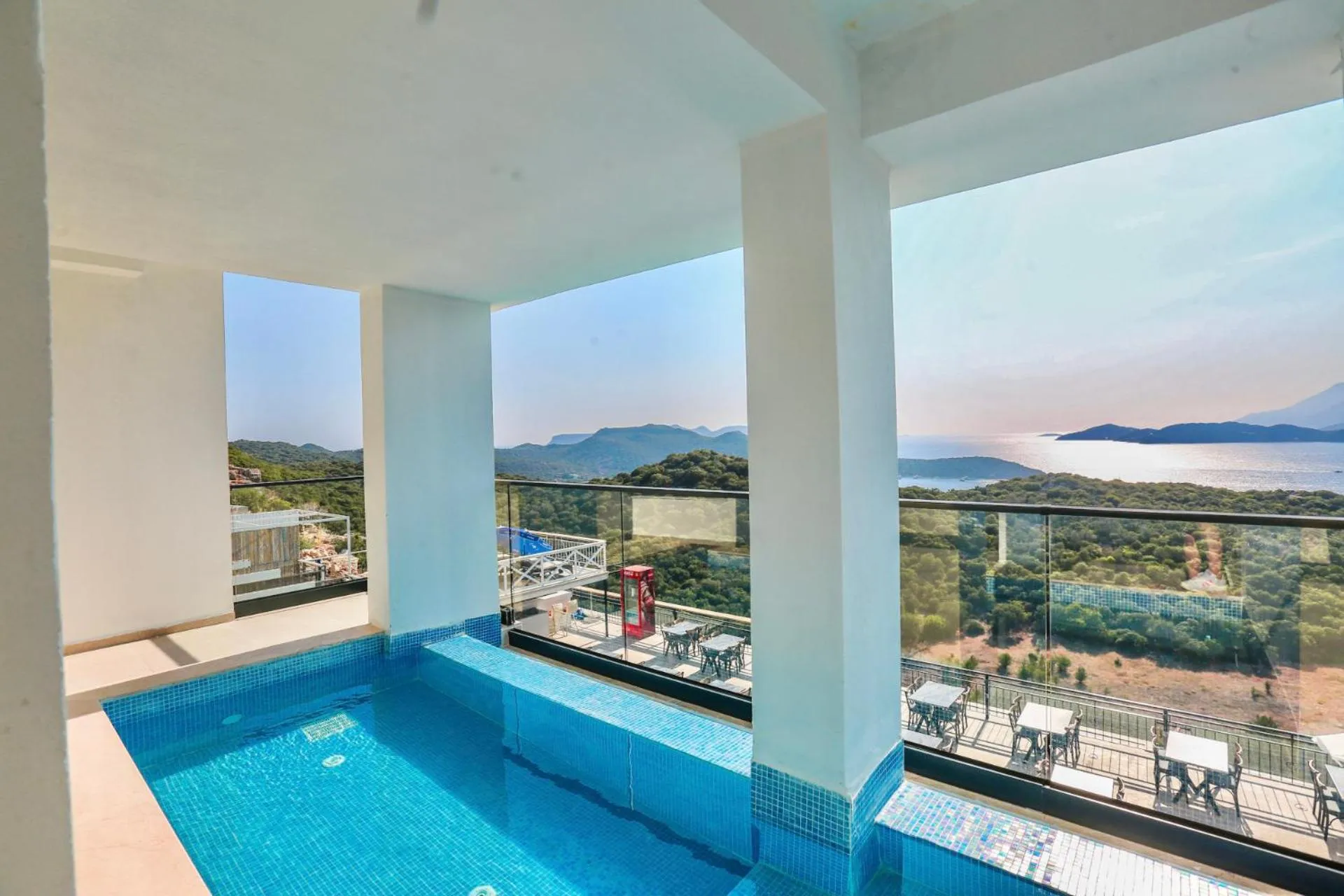 Swimming pool in Stonehillkaş