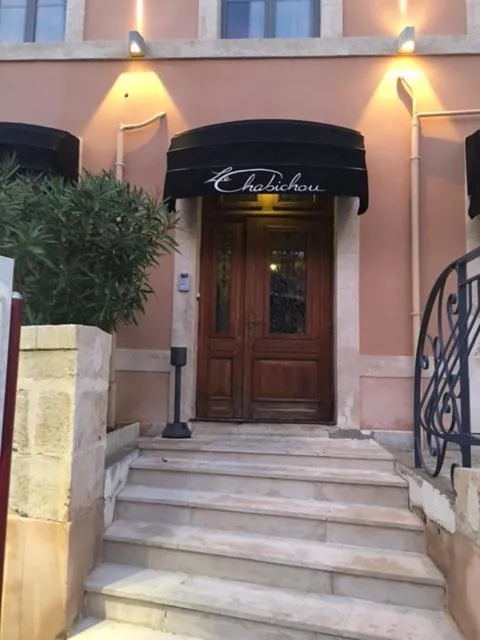 Property building in AU CHABICHOU