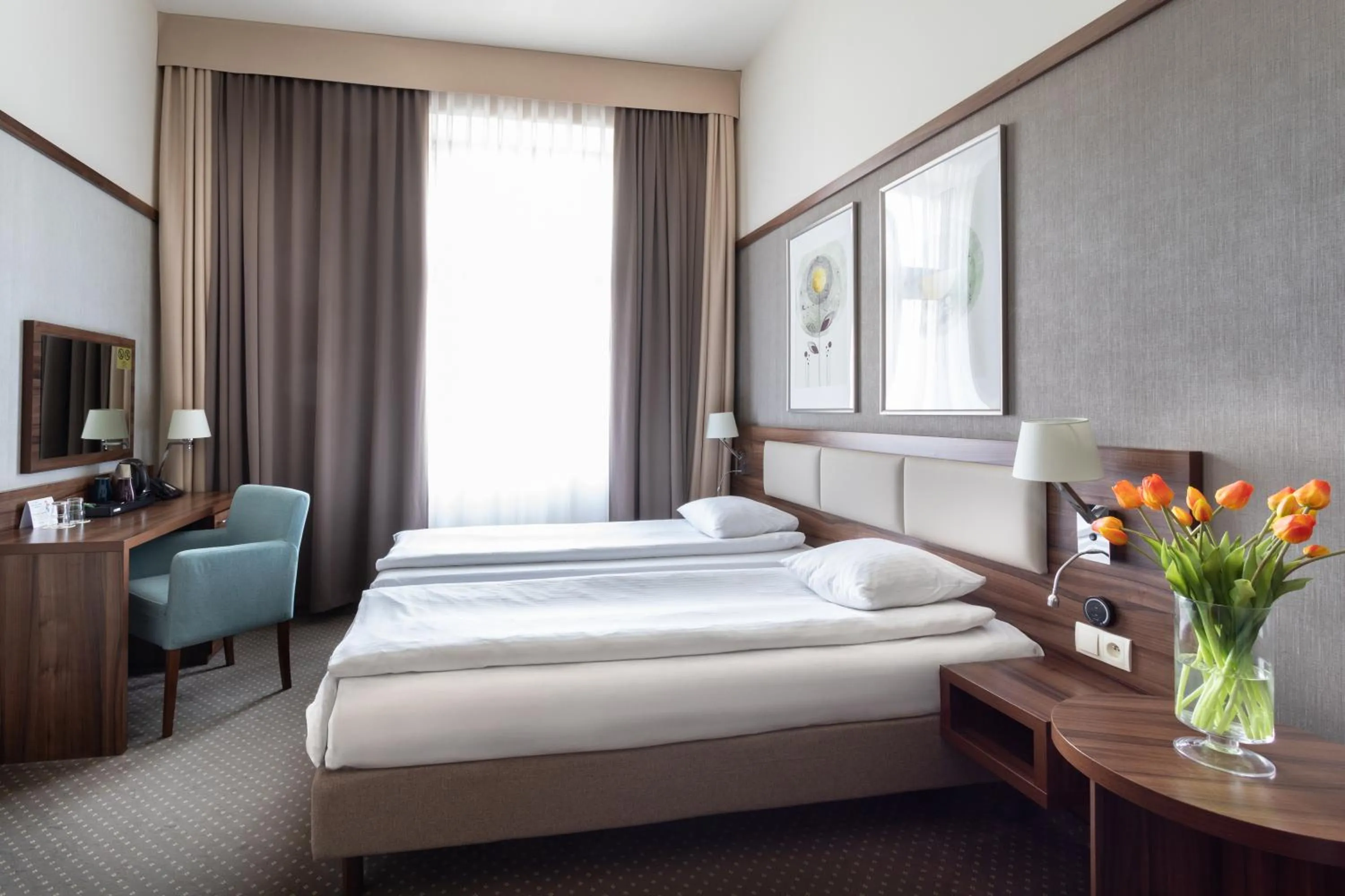 Bed in Golden Tulip Krakow City Center