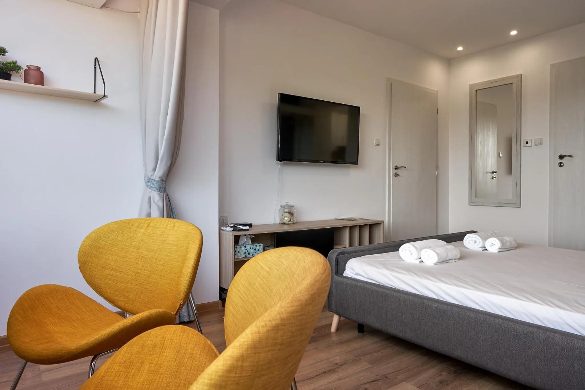 Bed in Adel Apartments