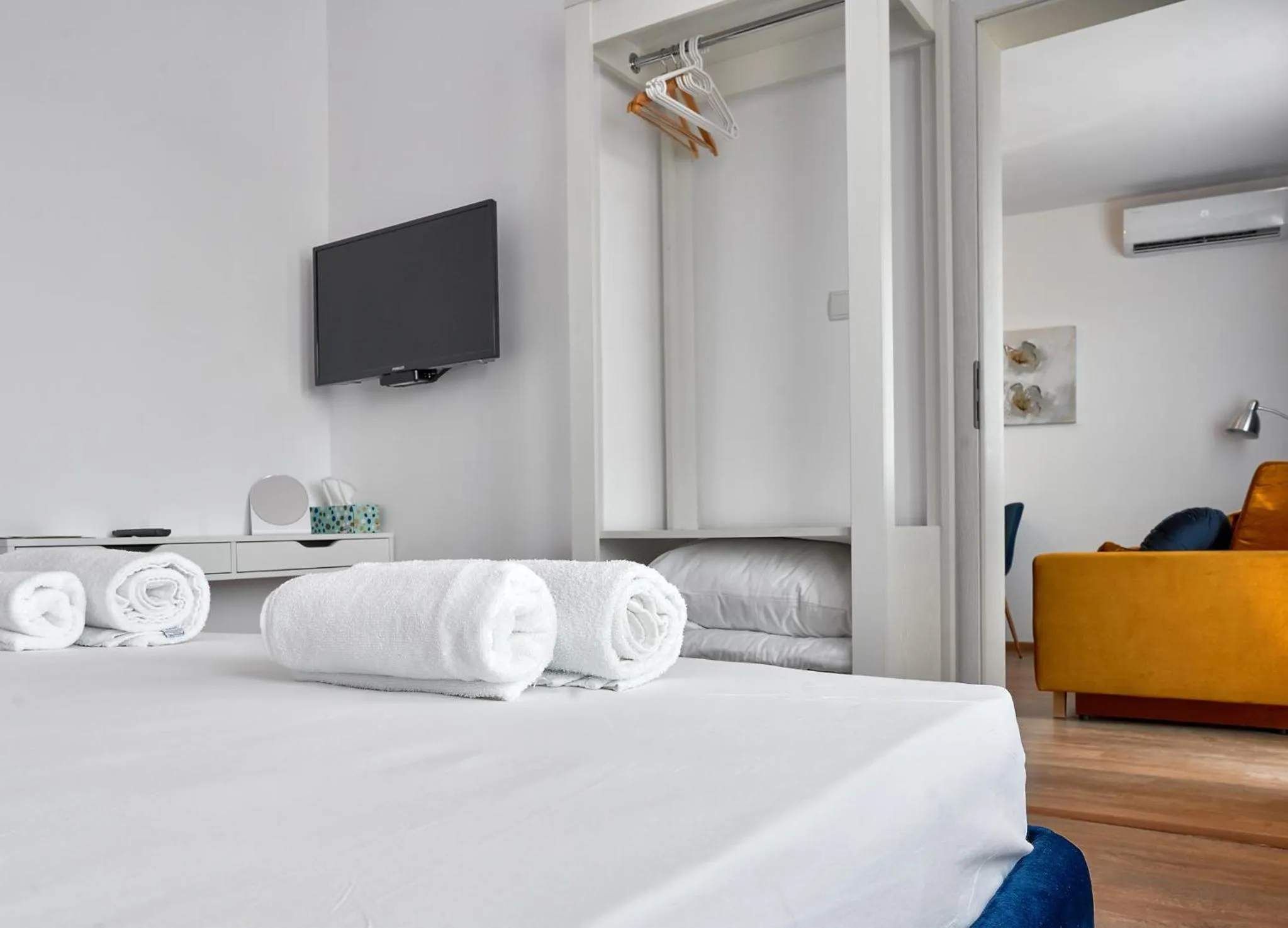 Bed in Adel Apartments