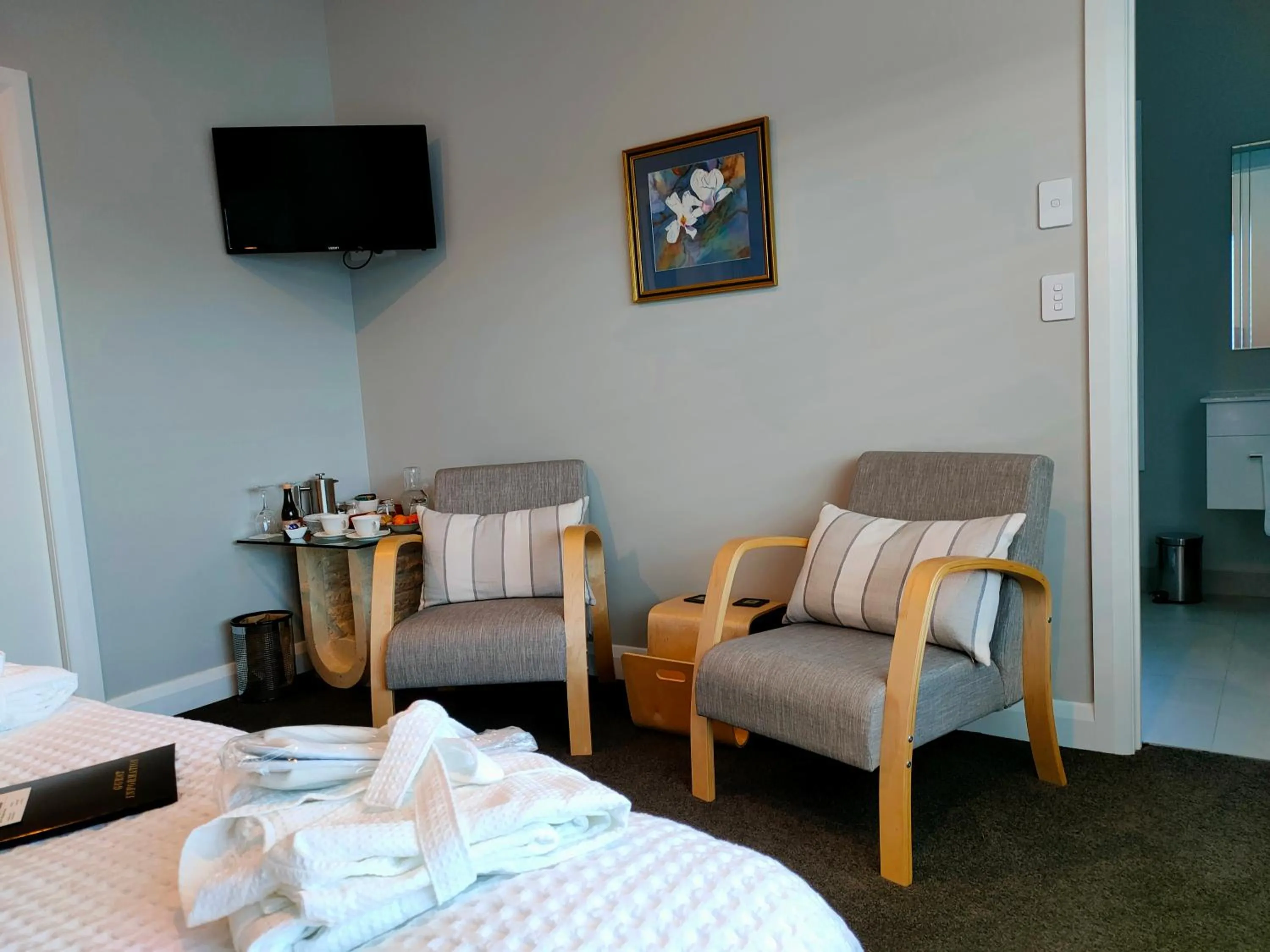 Coffee/tea facilities, Bed in Stay Taupo