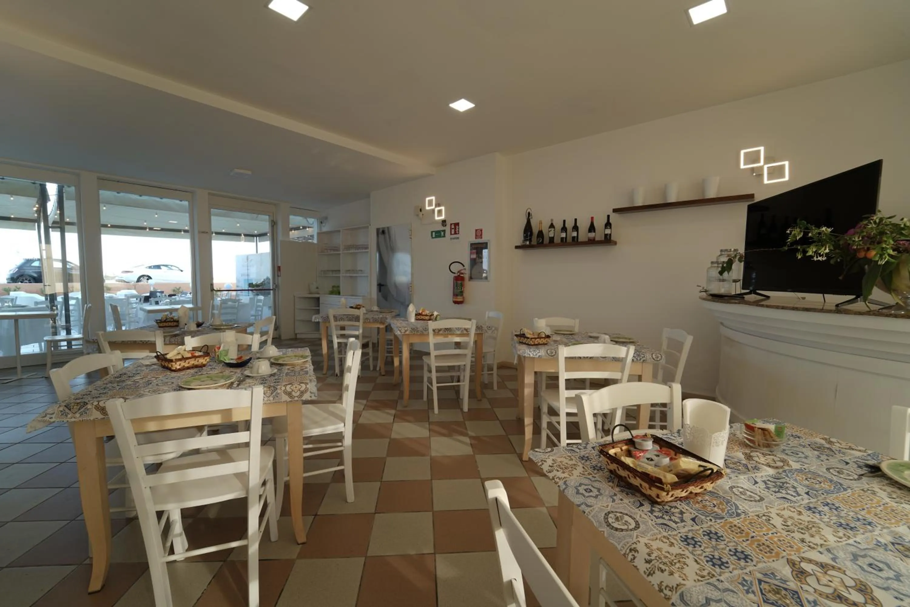 Restaurant/places to eat in Hotel Rivabella