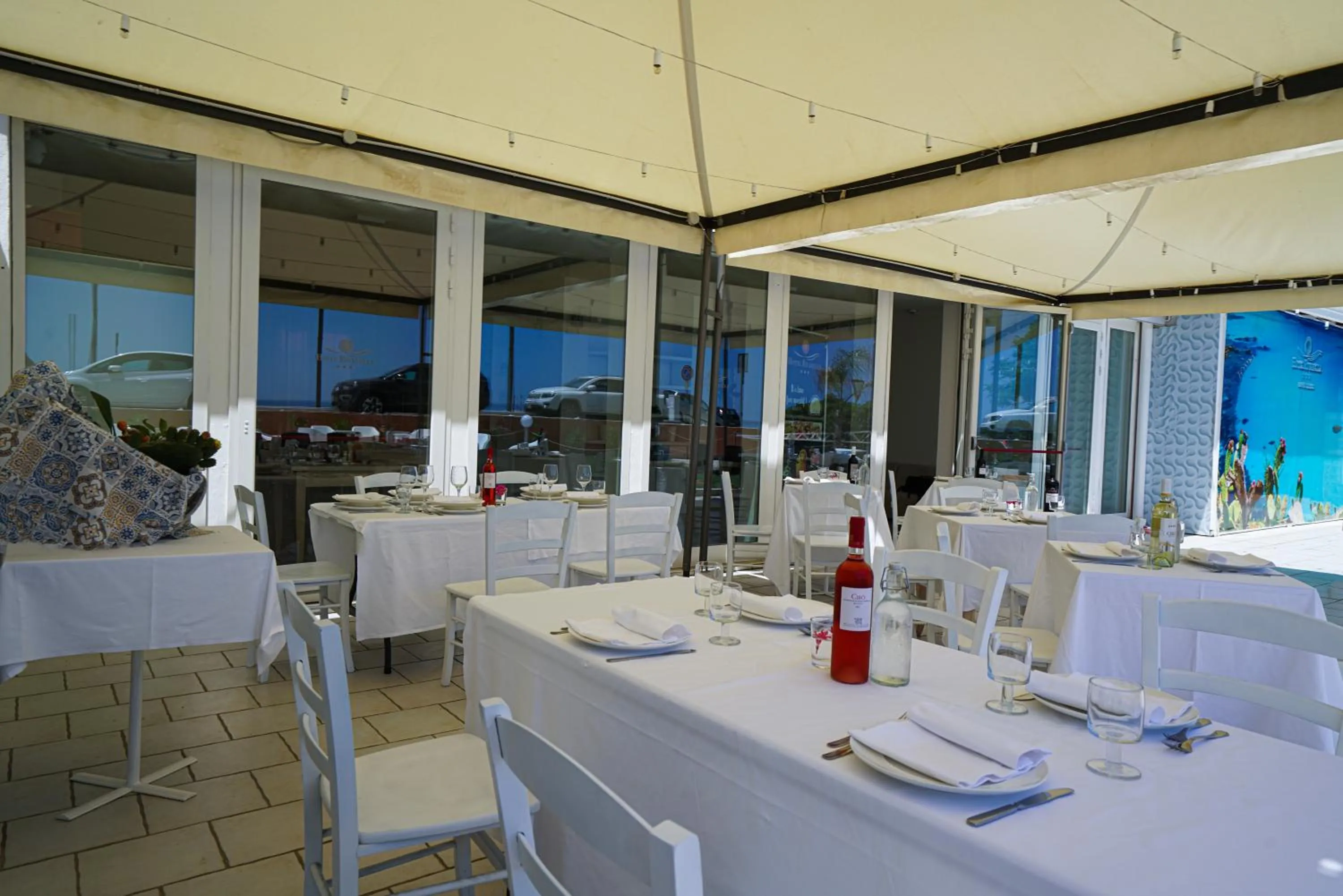 Restaurant/places to eat in Hotel Rivabella